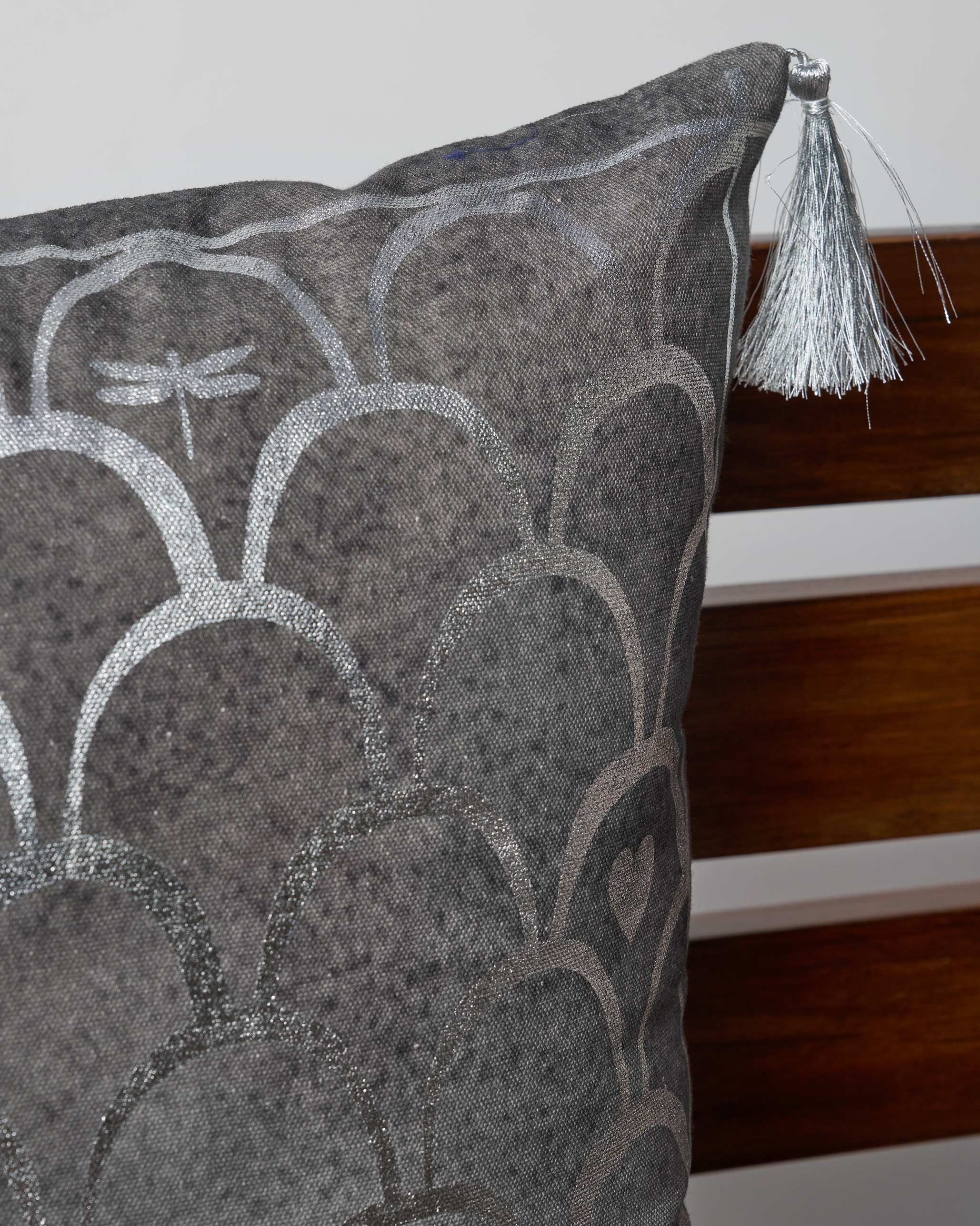 Saral Cushion Cover
