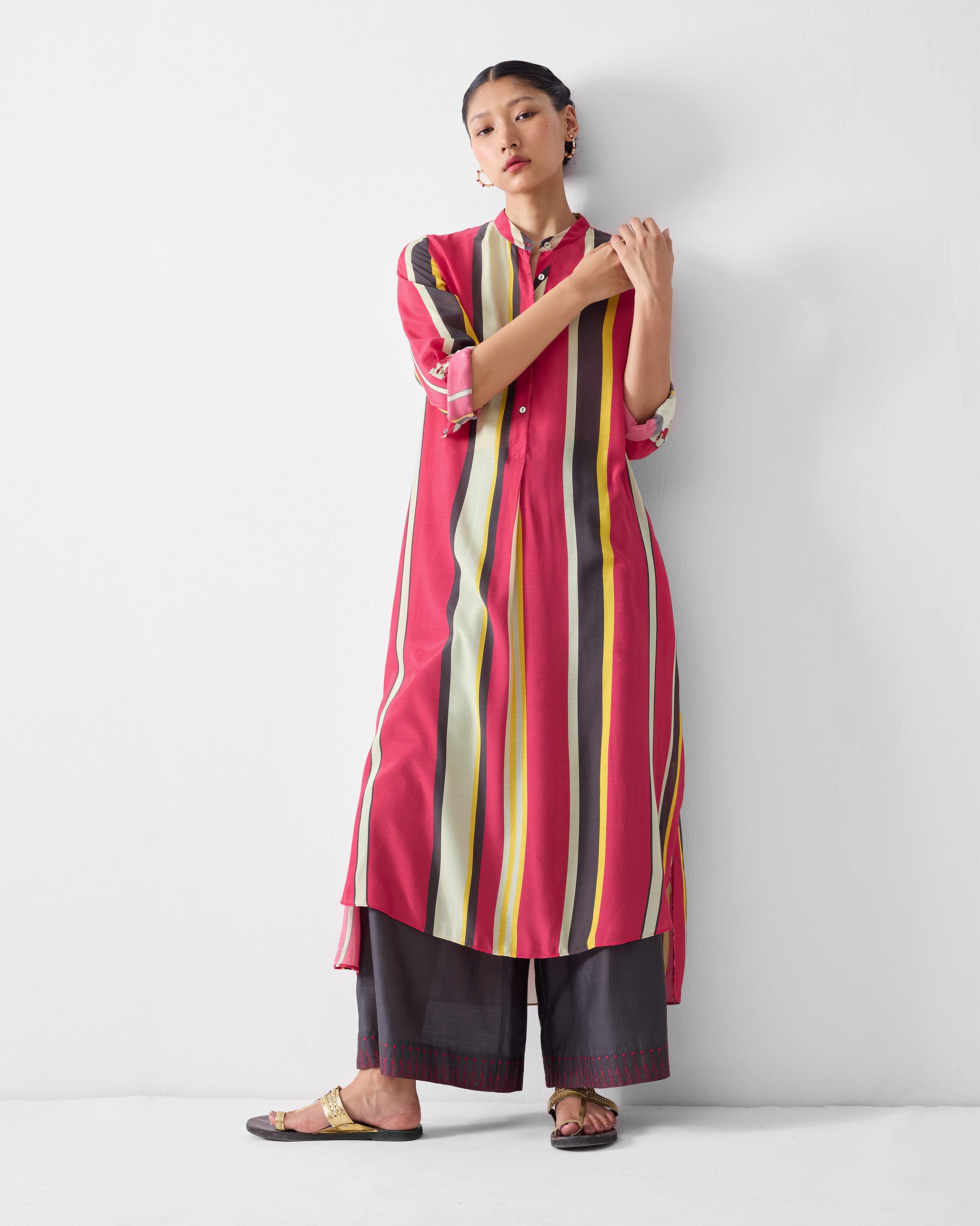 Smocked Back Kurta - Multicolor Print