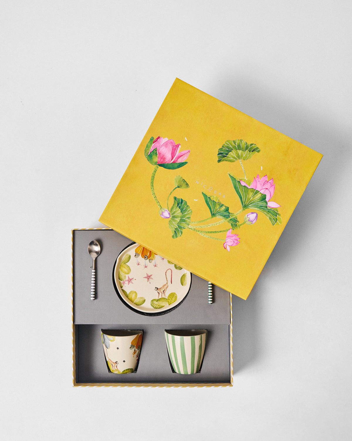 Mandovi Gift Set