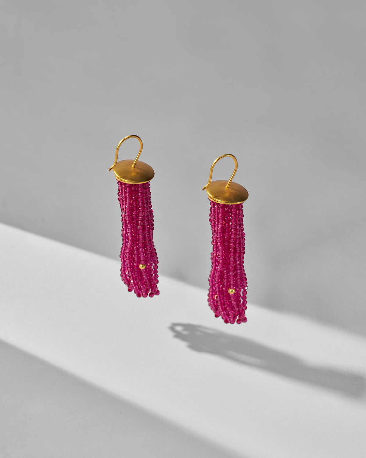 Glass Tassel - Magenta