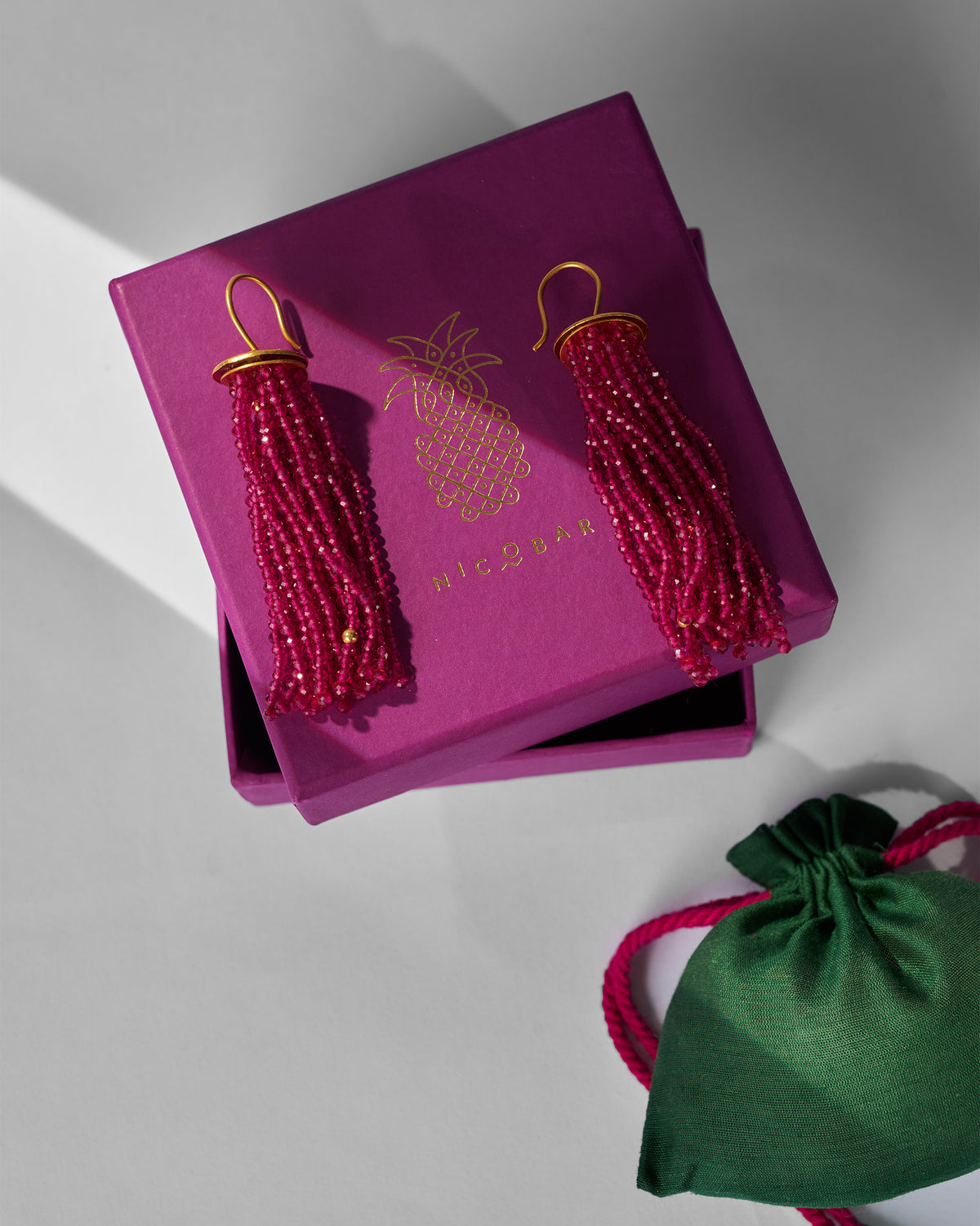 Glass Tassel - Magenta