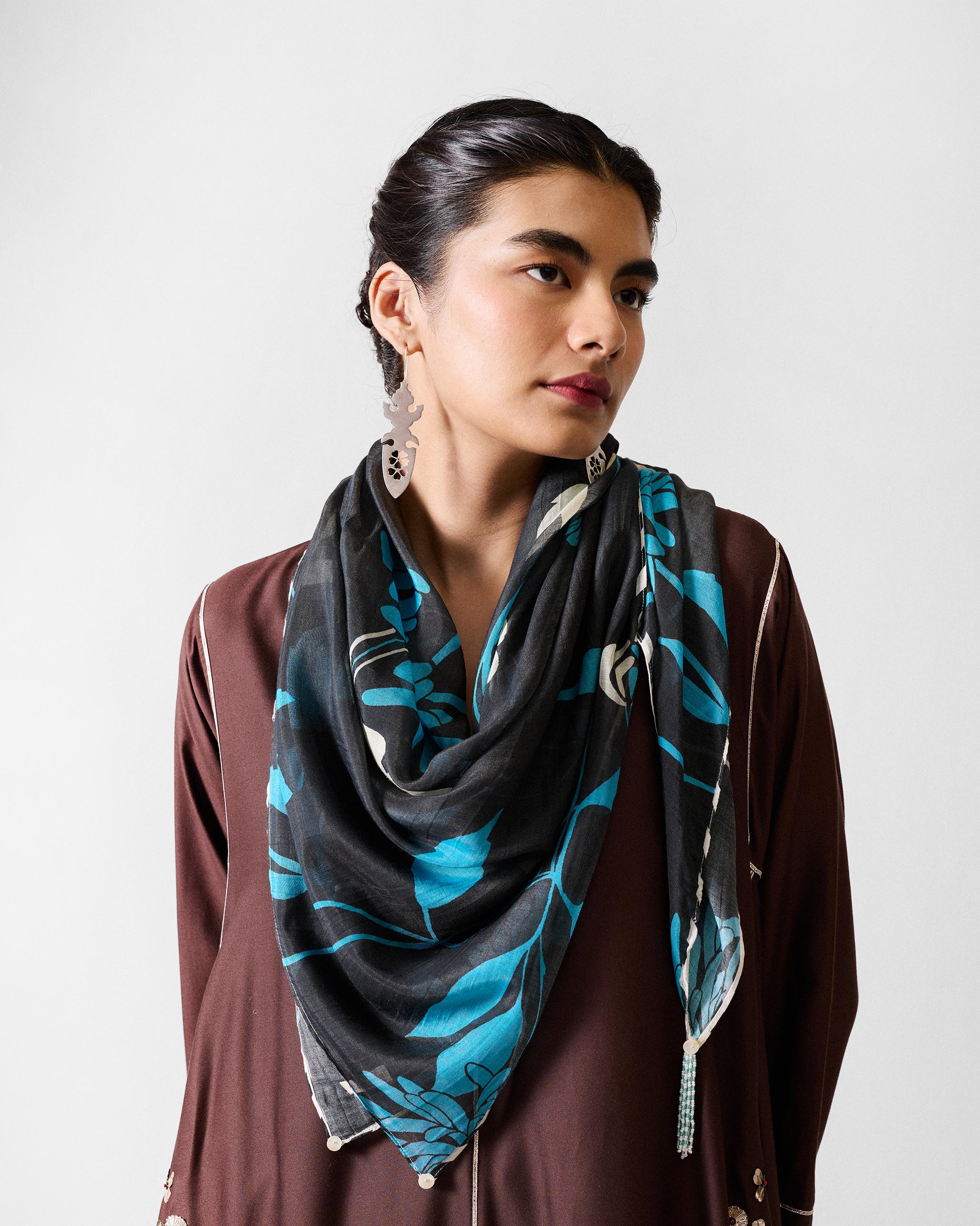 Big Floral Scarf - Black