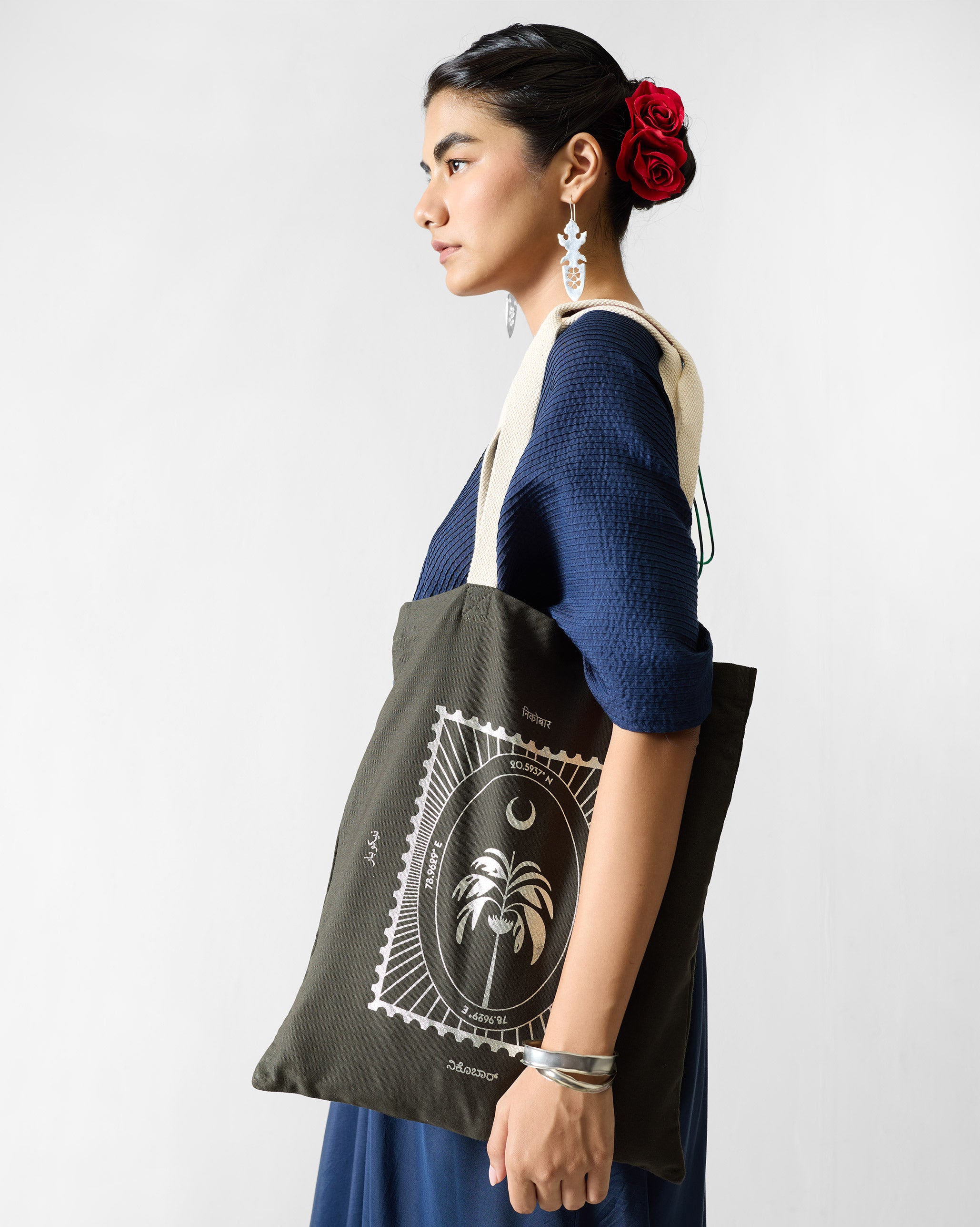 Legacy Tote (Limited Edition)- Charcoal & Silver