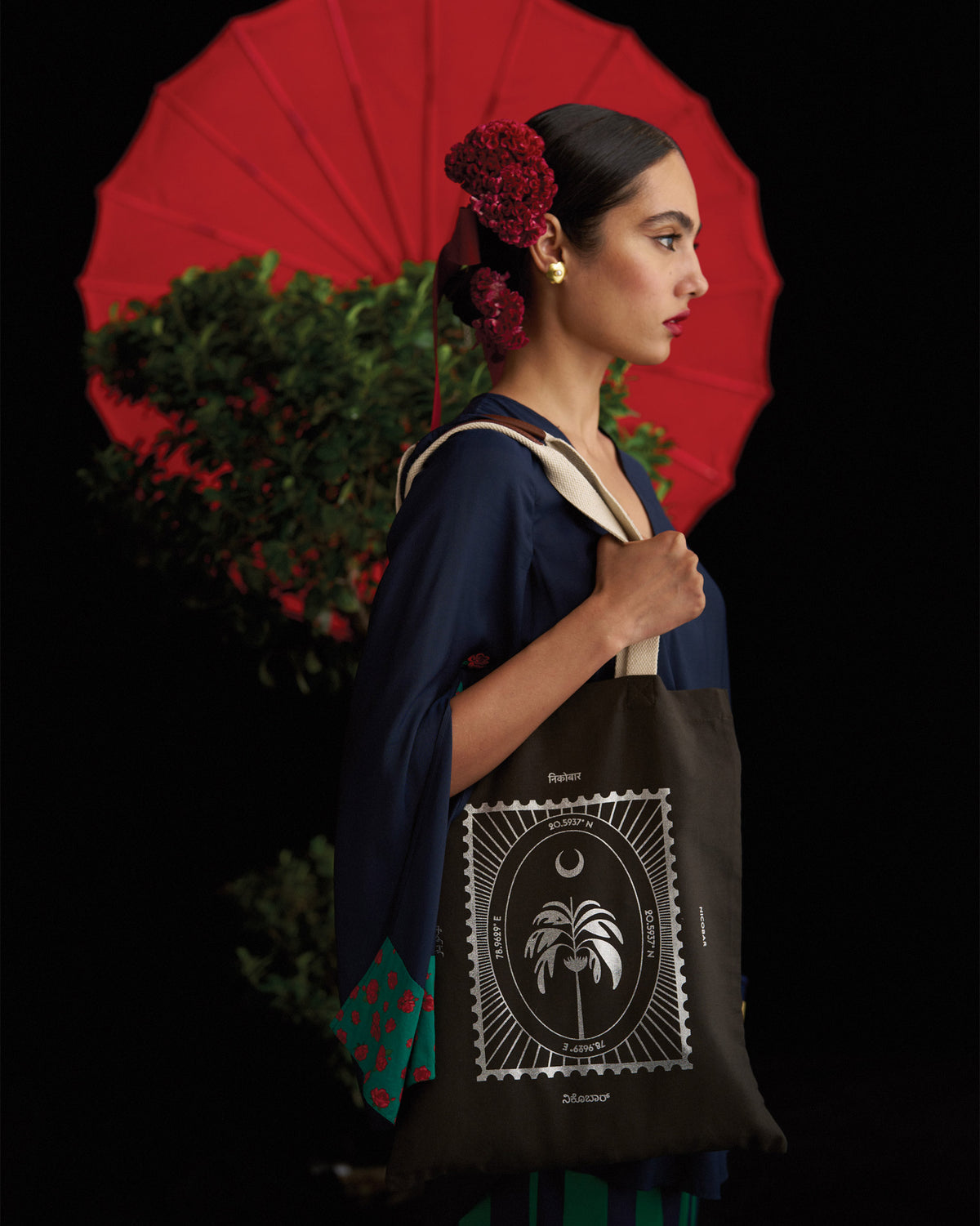 Legacy Tote (Limited Edition)- Charcoal & Silver