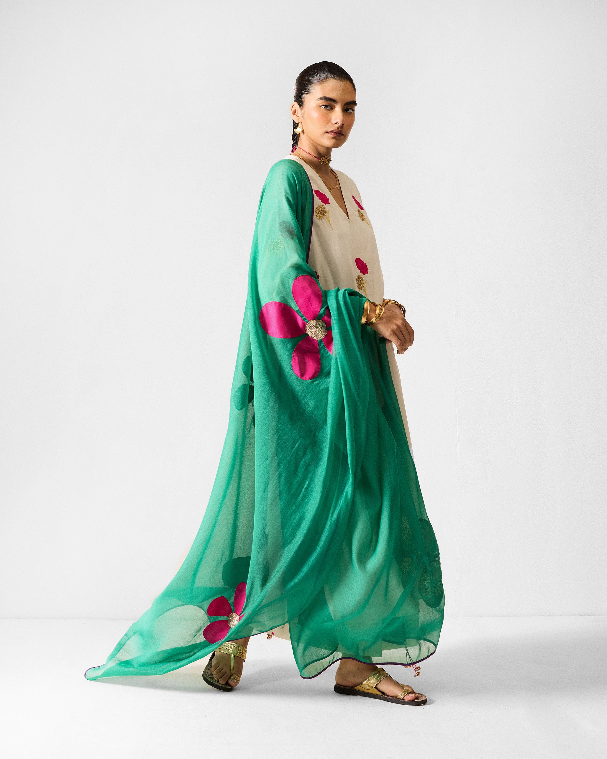 Hampi Kurta - Ivory & Fuchsia Embroidered