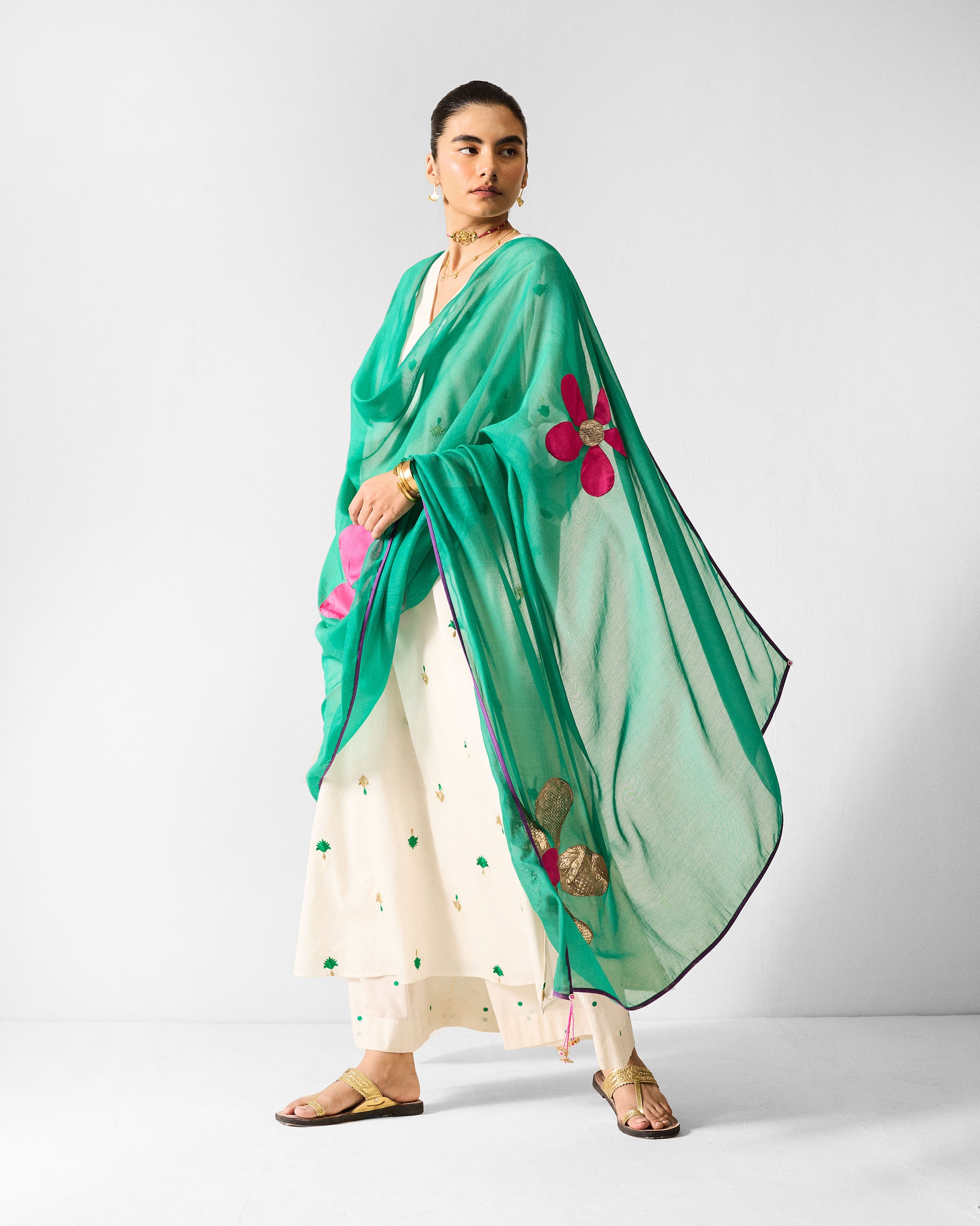 Hampi Kurta - Ivory & Green Embroidered