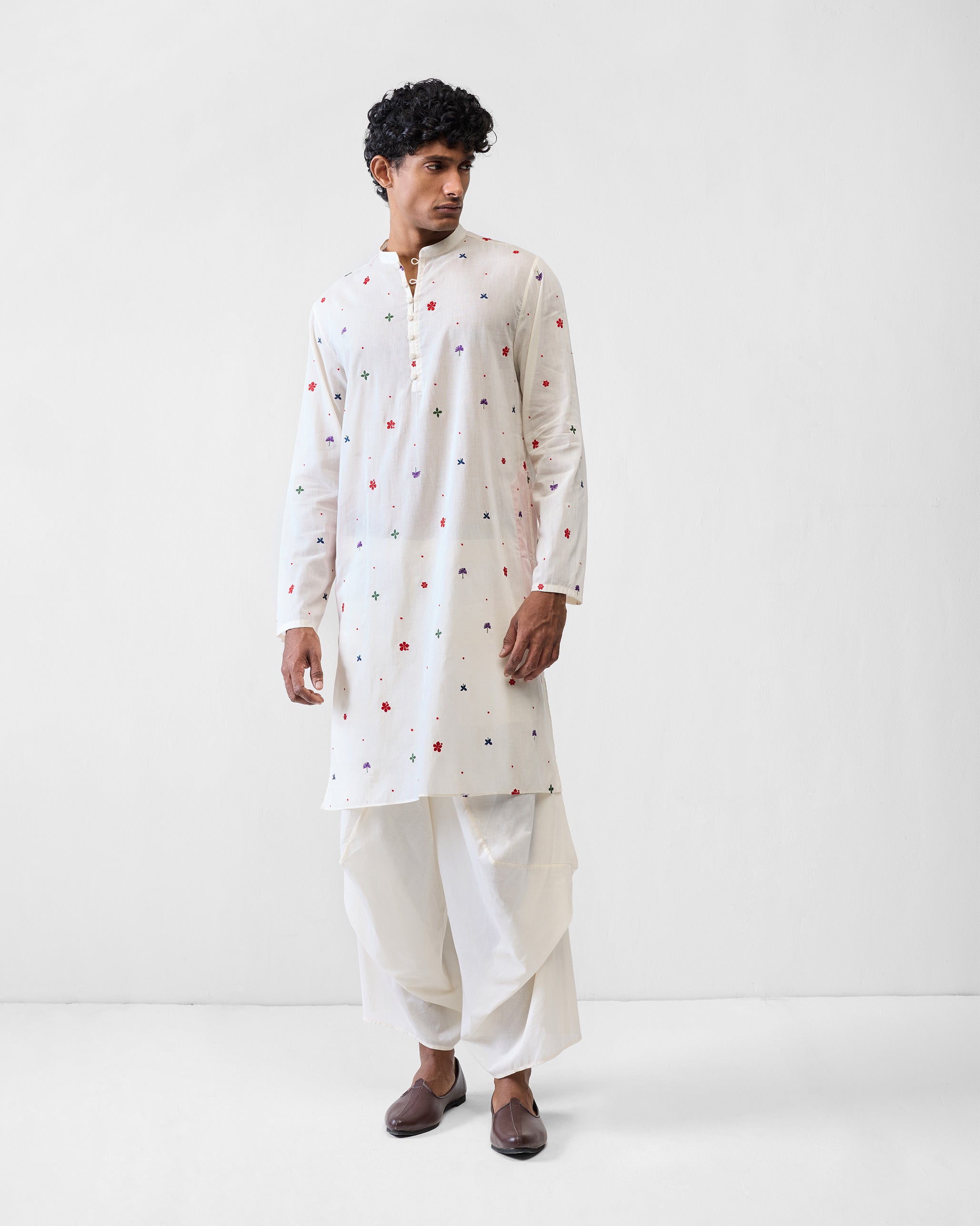 Zenith Kurta - Ivory & Red Embroidered