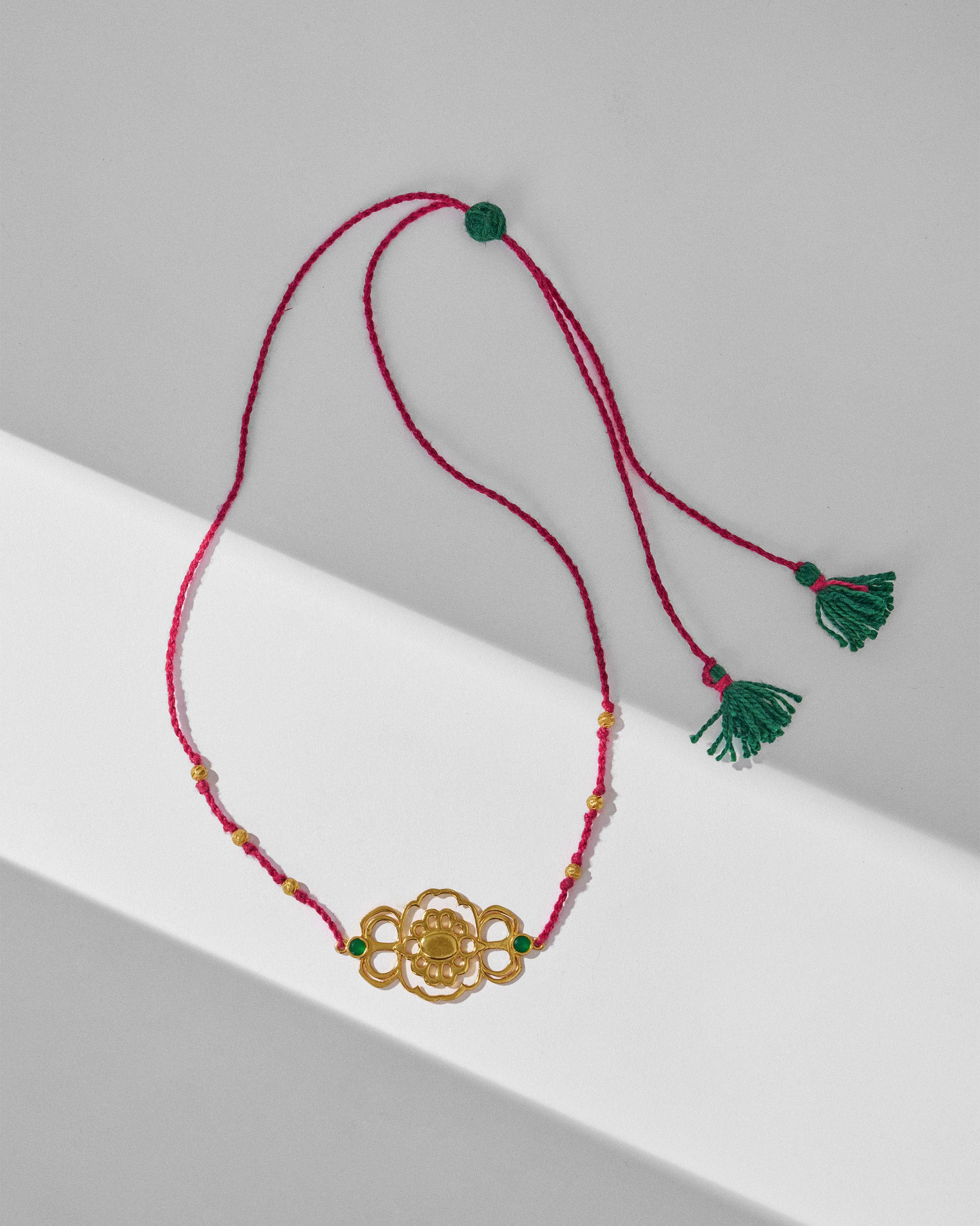 Titli Choker - Gold
