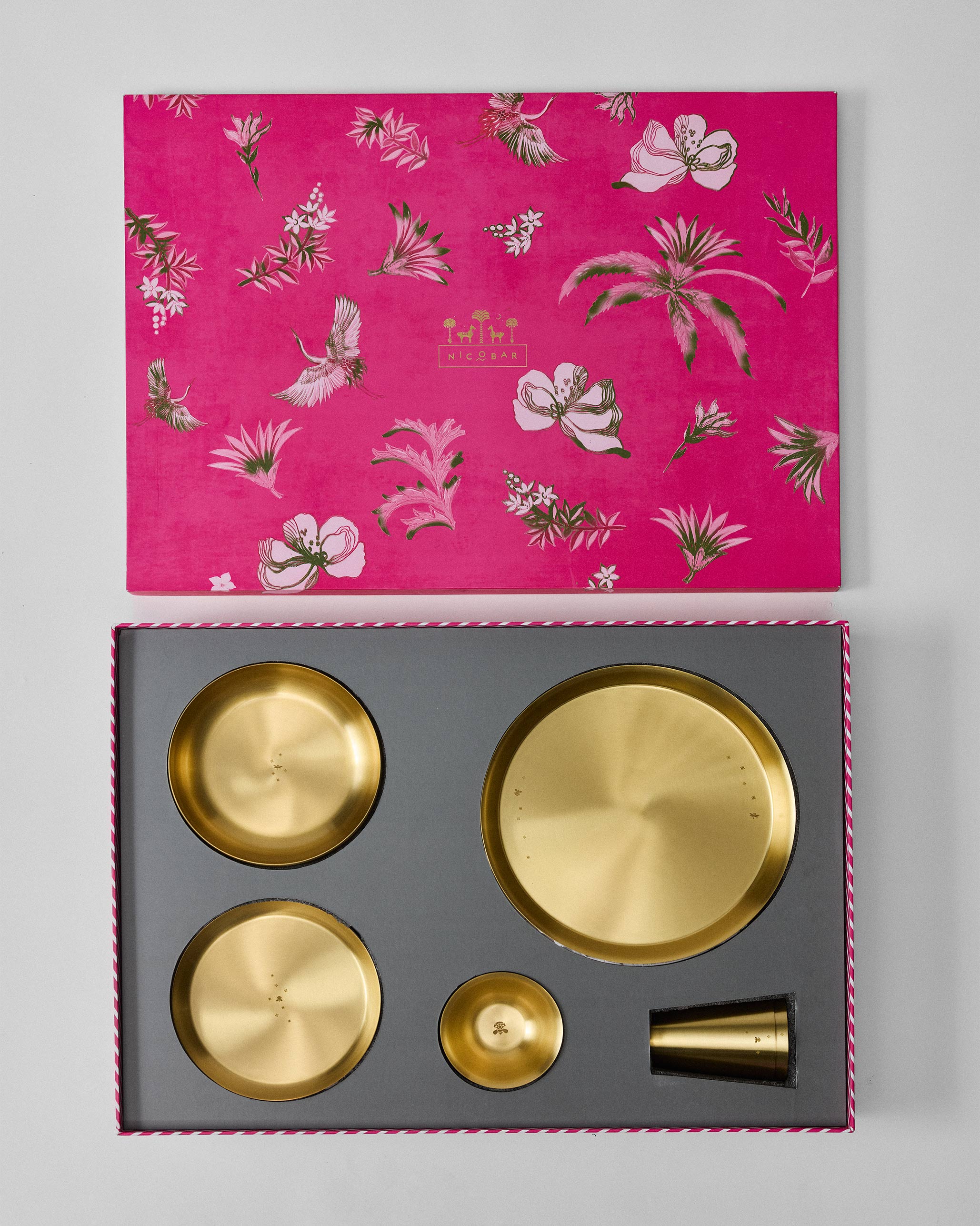 Madhu Dinner Gift Set