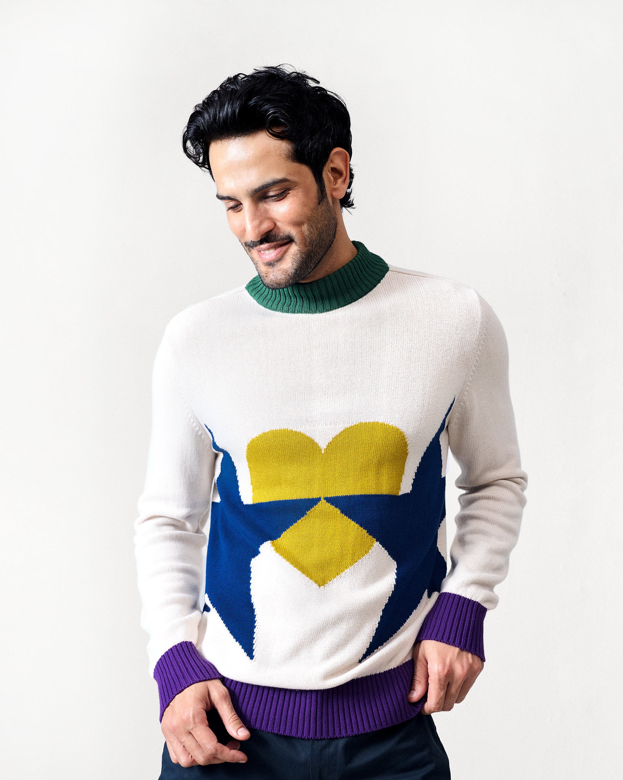 Crew Neck Sweater - Ivory & Navy