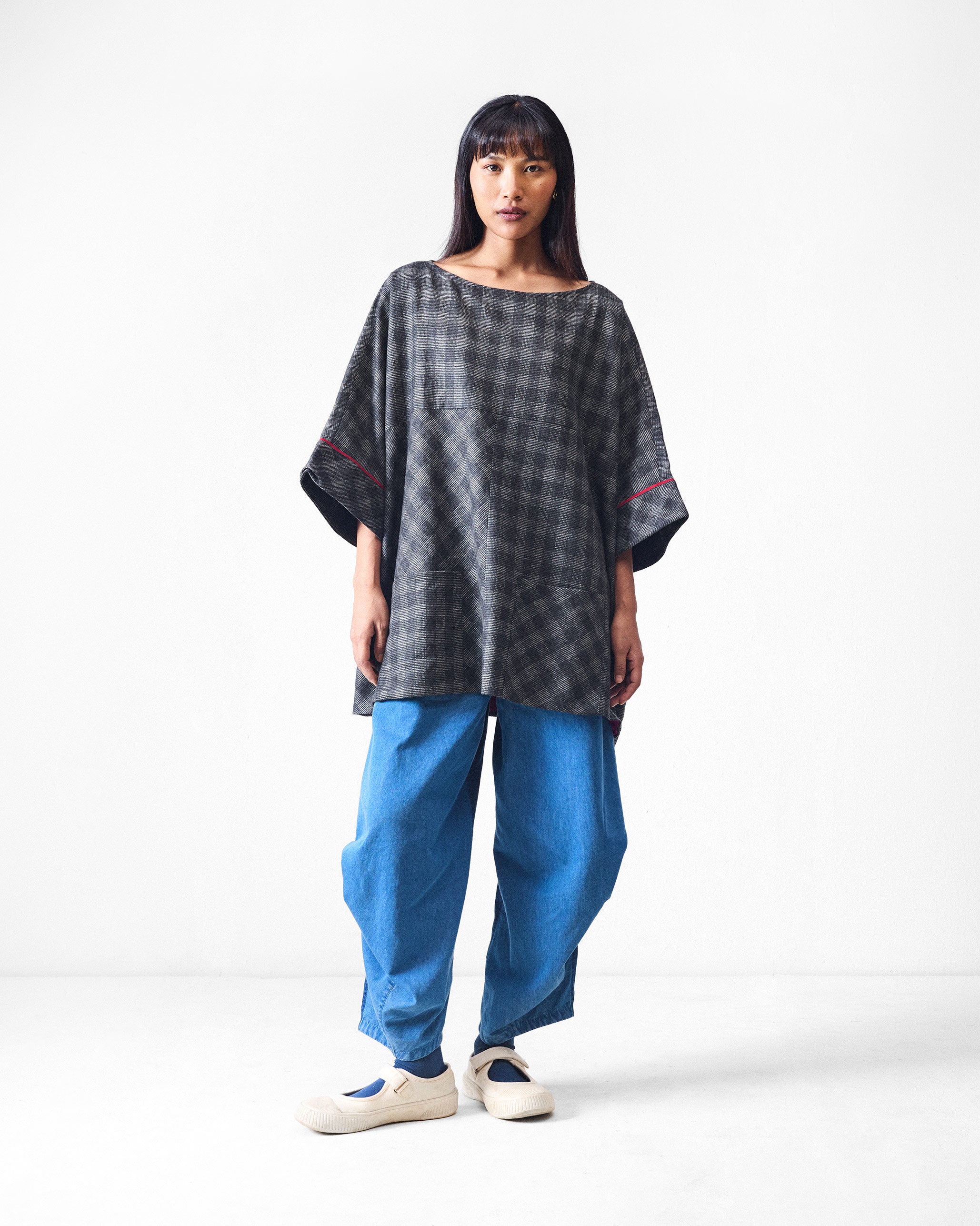 Fable Top - Black & Charcoal