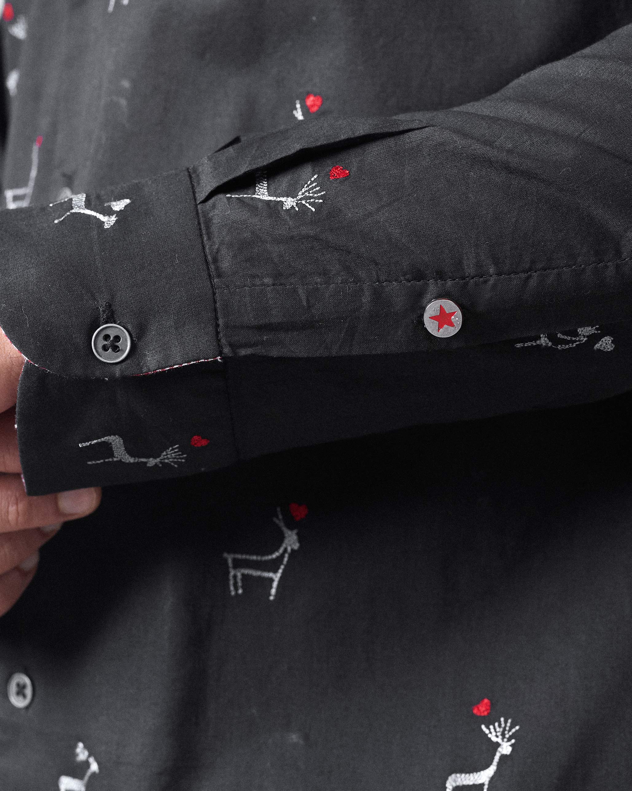 Hakuna Shirt - Black Embroidered