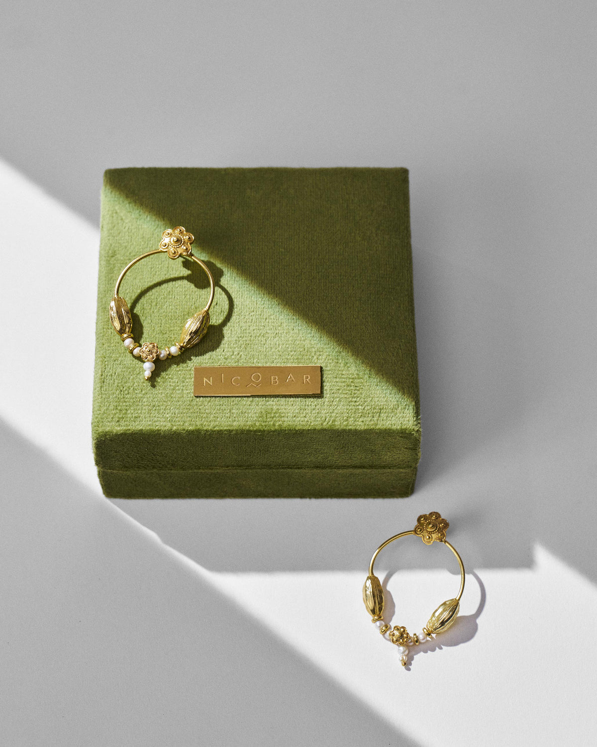 Kumud Studs - Gold