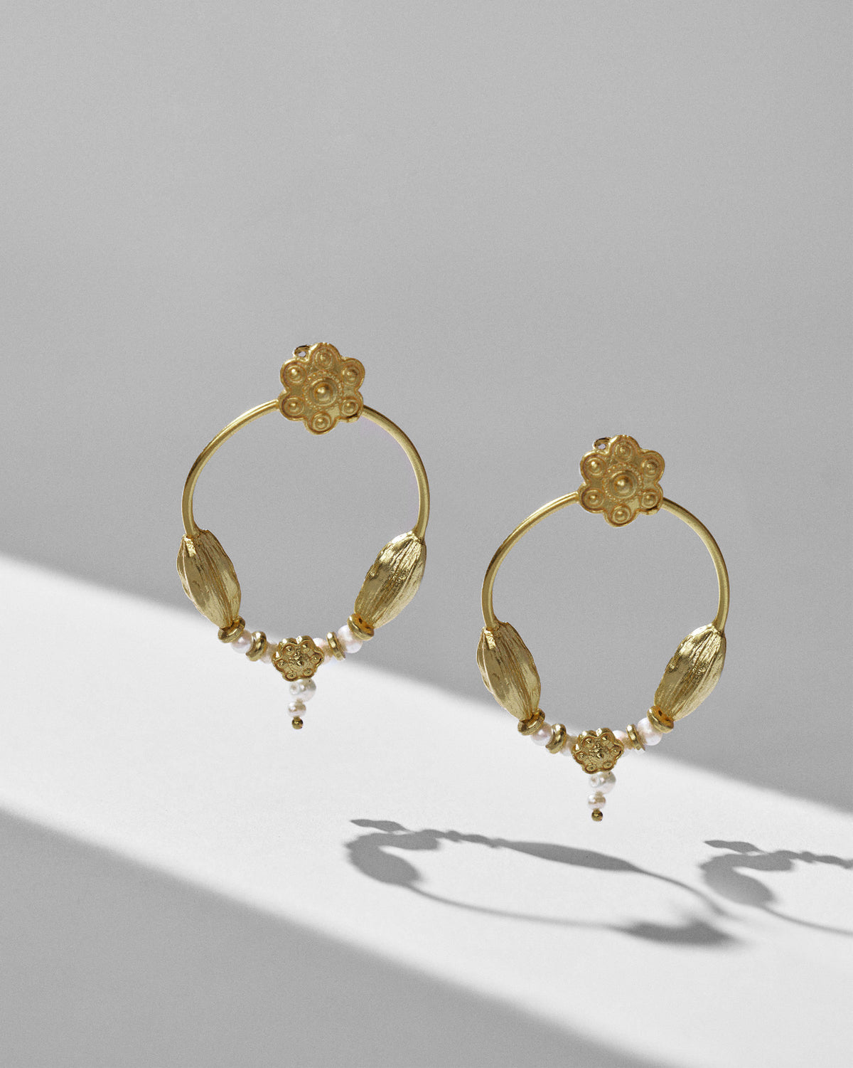 Kumud Studs - Gold