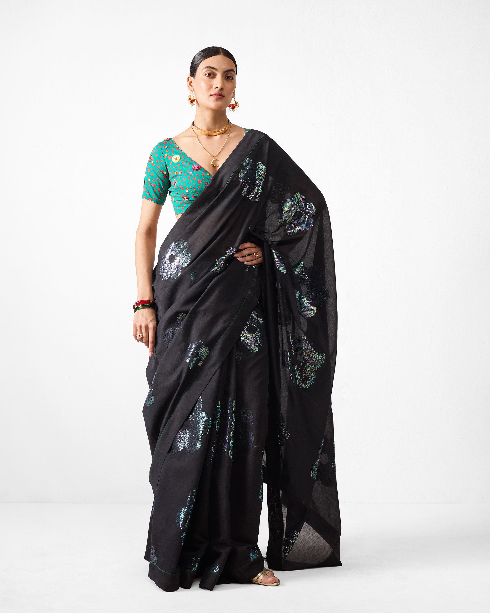 Urooj Sari - Black Embroidered