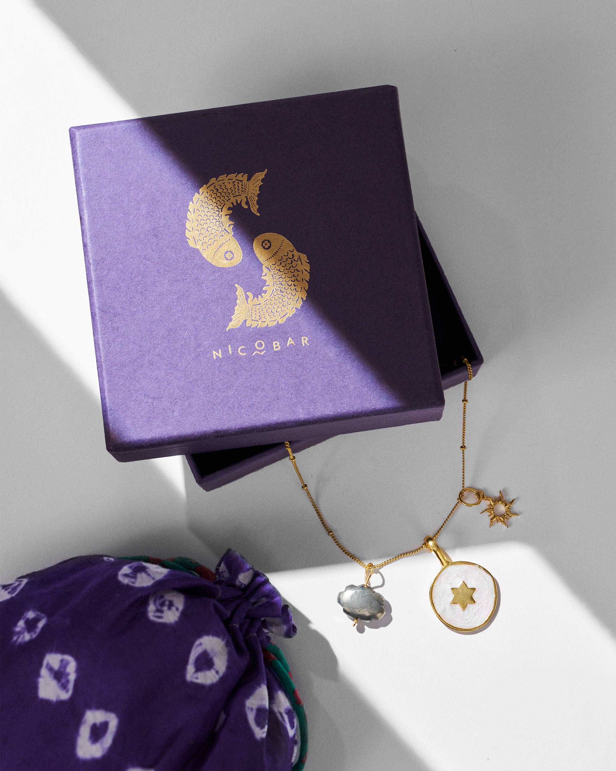 Starlight Necklace - Black & White