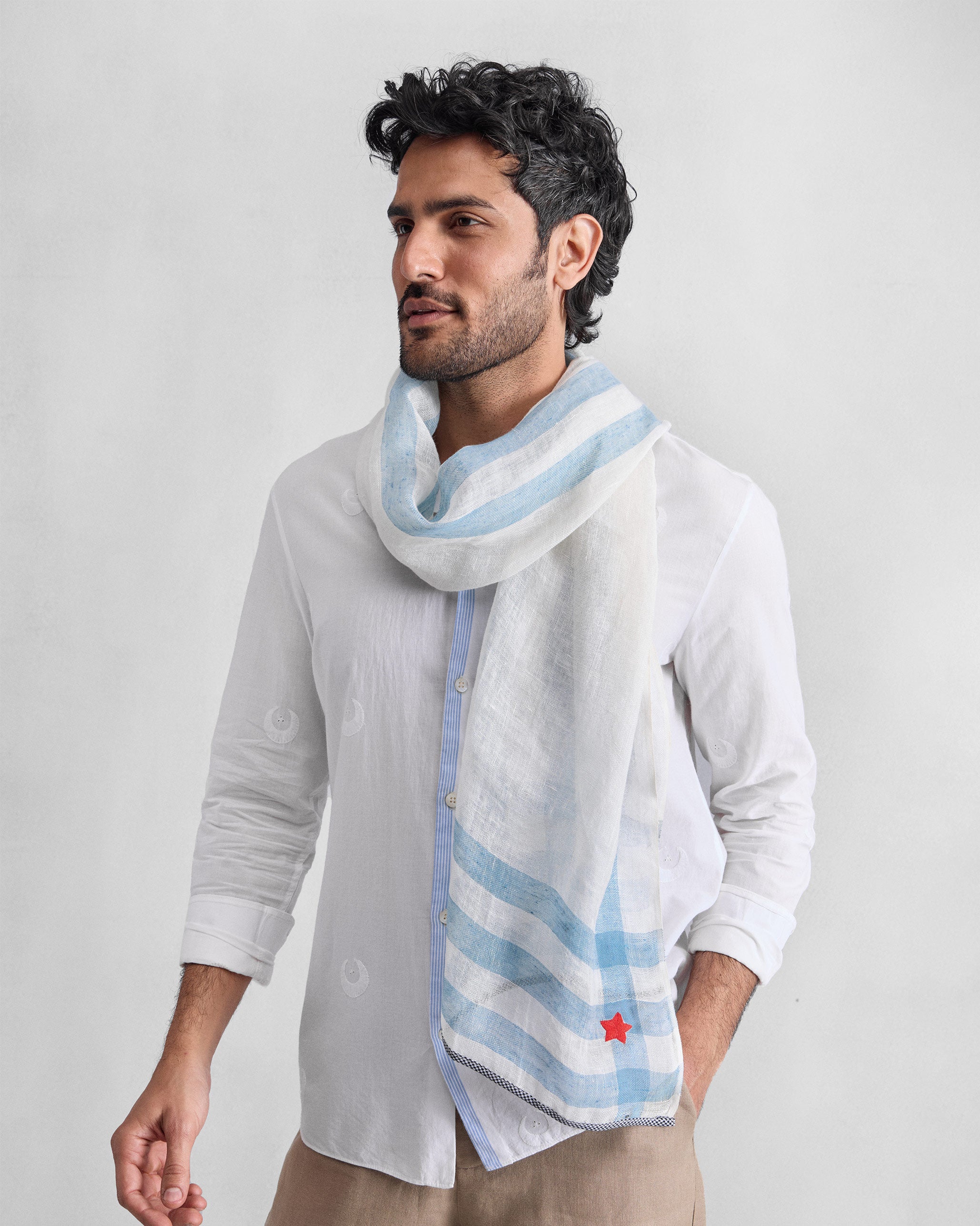 Summer Breeze Scarf - Light Blue & White