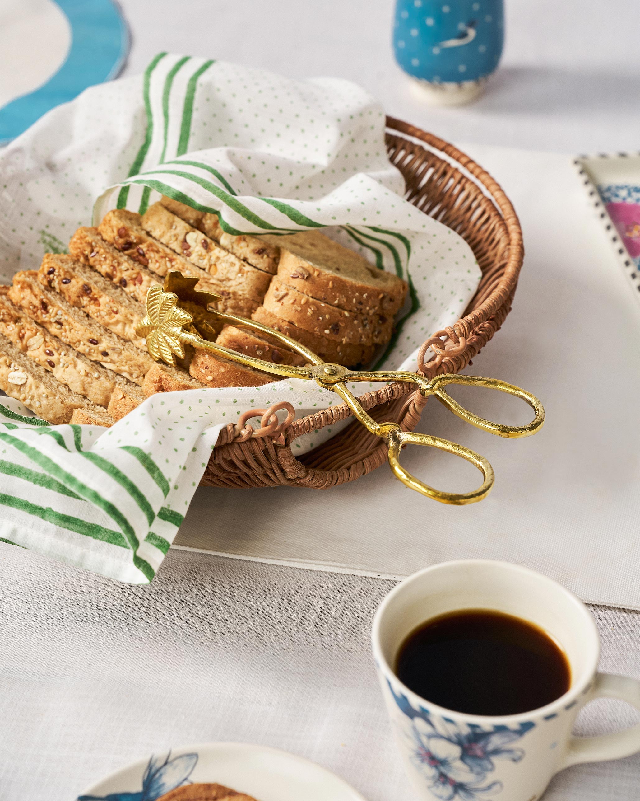 Ratan Bread Basket Set