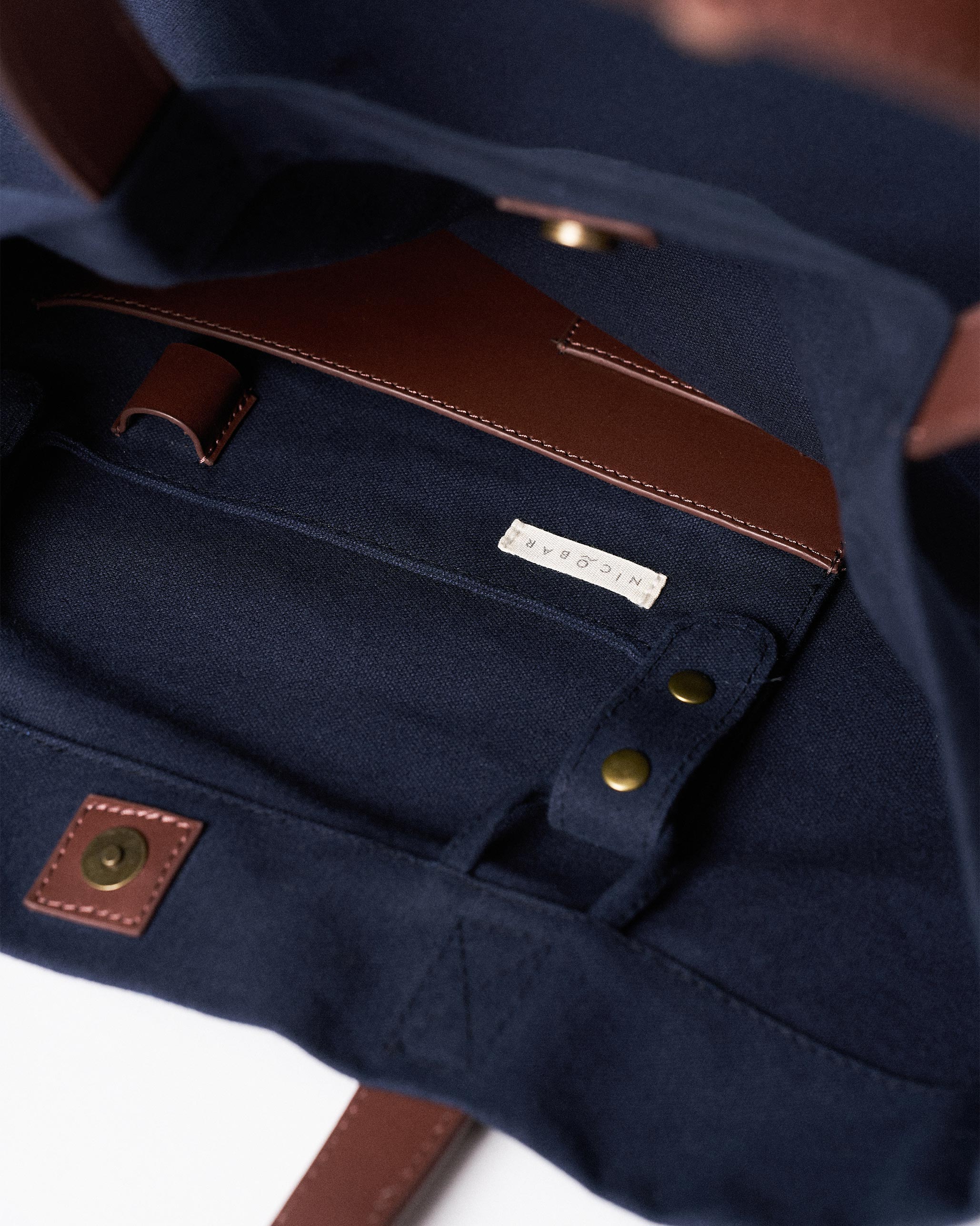 Mukayu City Tote - Navy