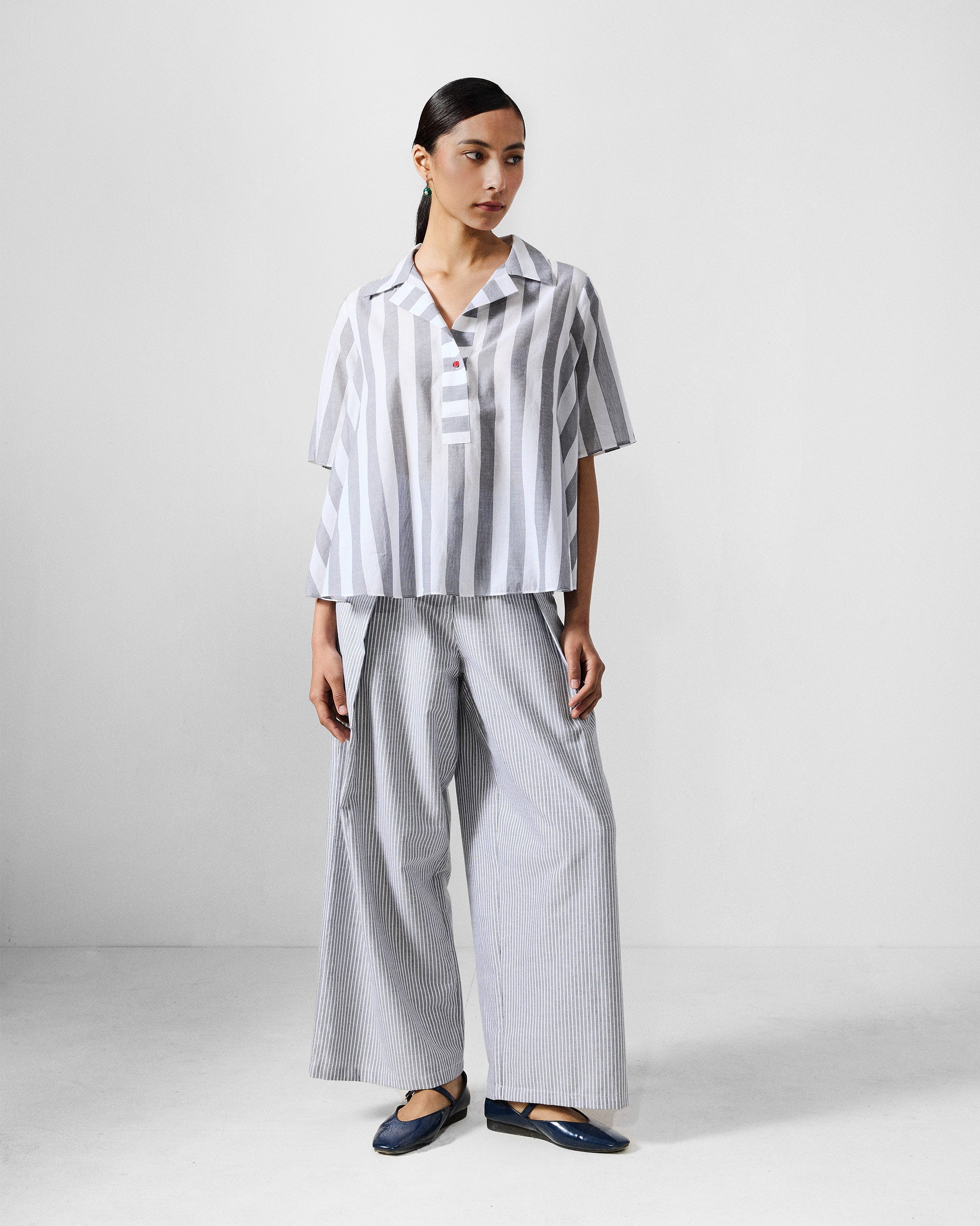 Rann Shirt - Grey & White Stripes