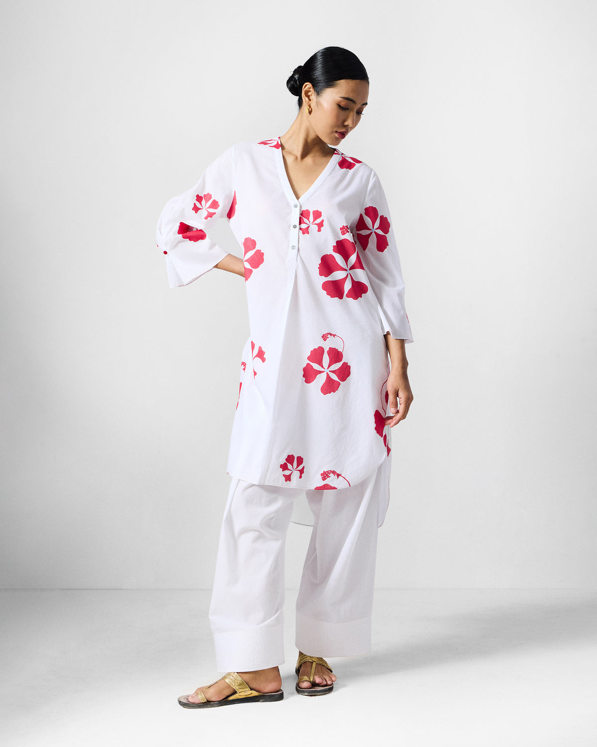 Pampa Kurta - White & Red Printed