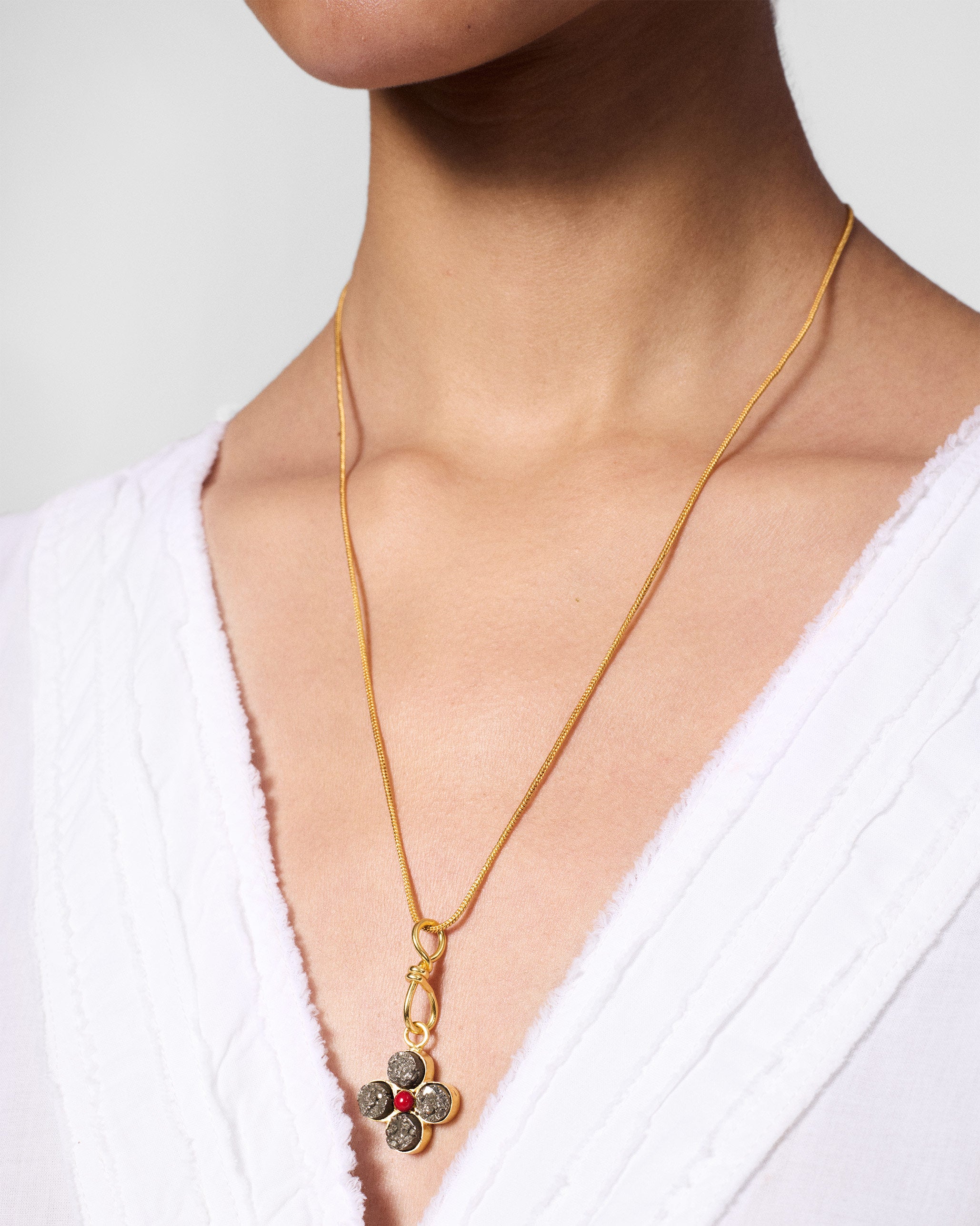 Sindhu Necklace - Gold