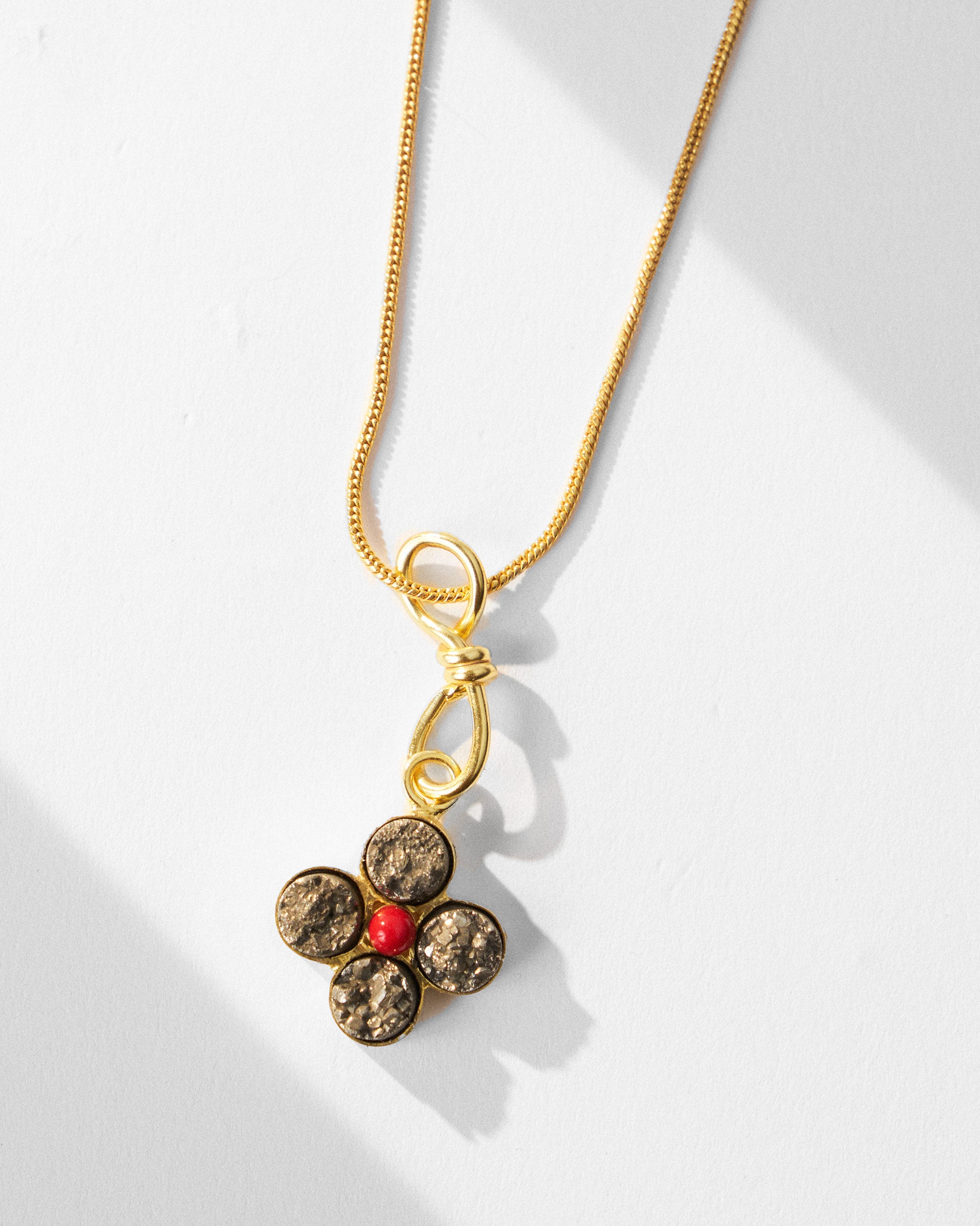 Sindhu Necklace - Gold