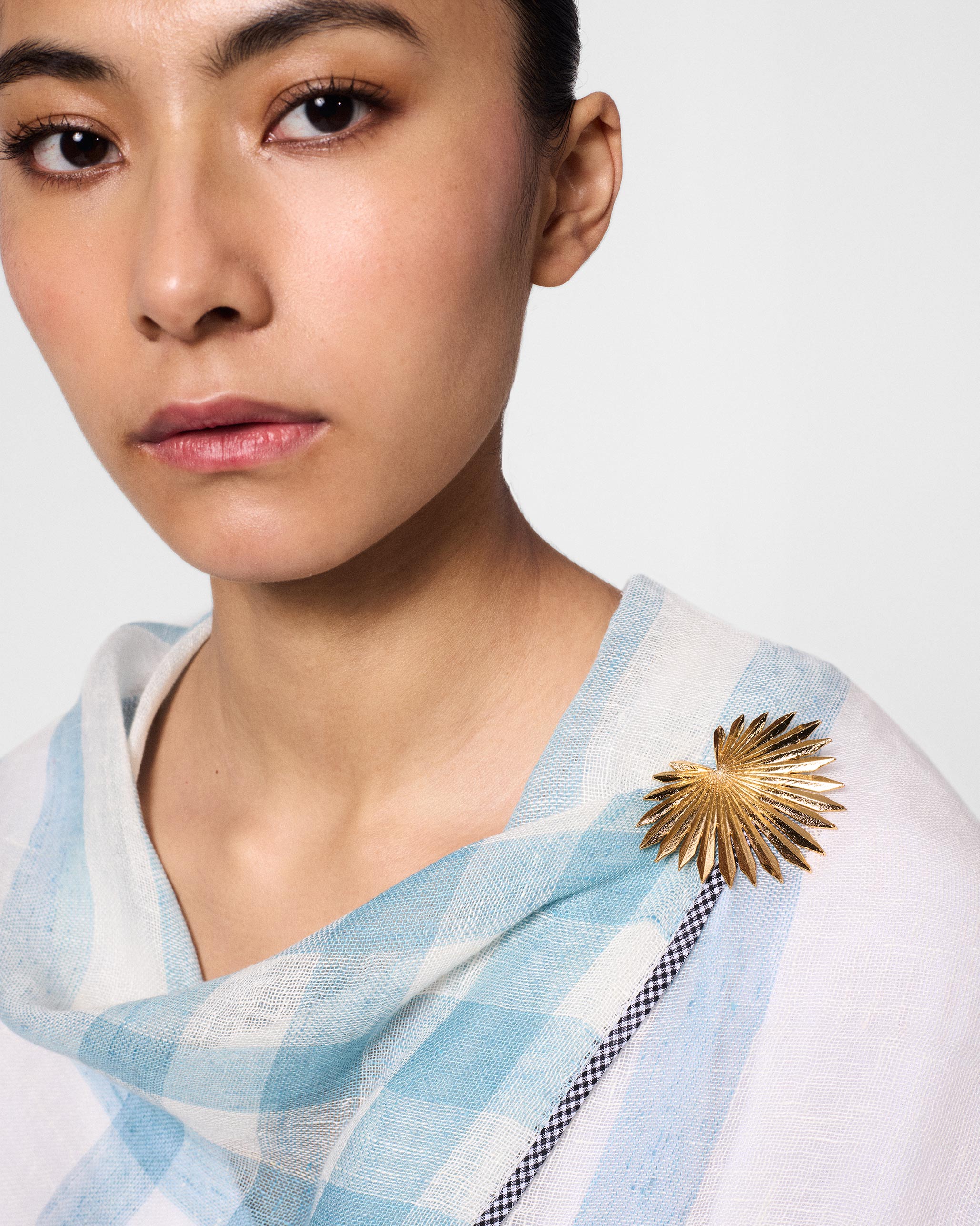 Palm Leaf Brooch - Gold