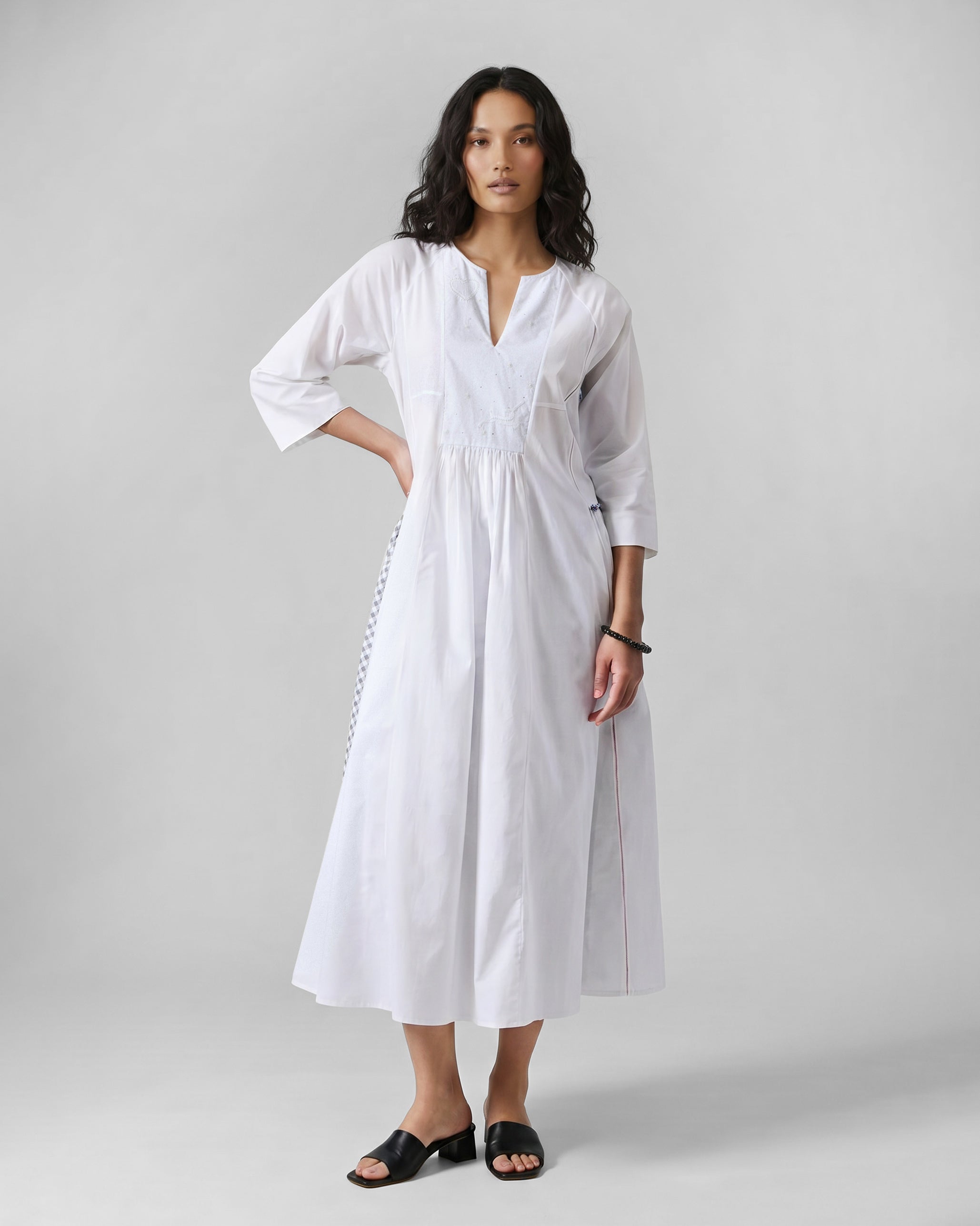 Torsa Kurta - White Embroidered