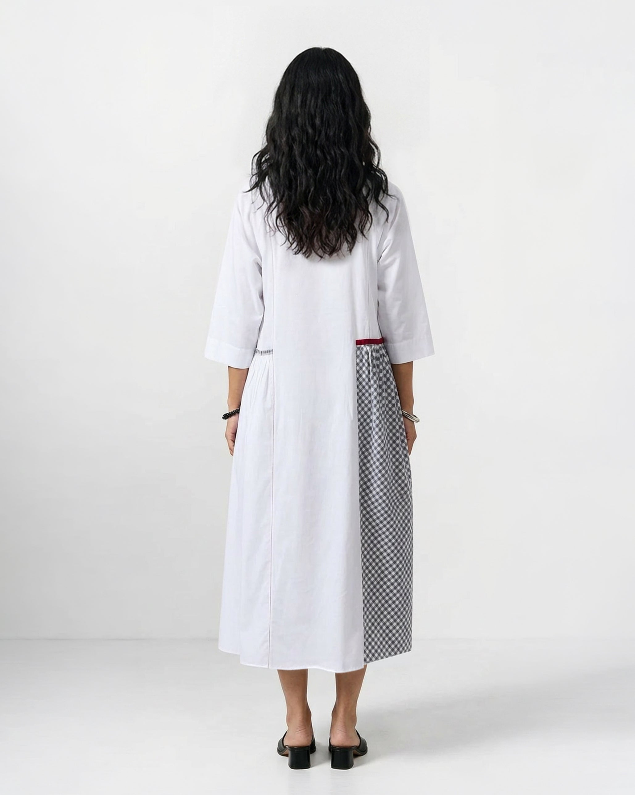 Torsa Kurta - White Embroidered