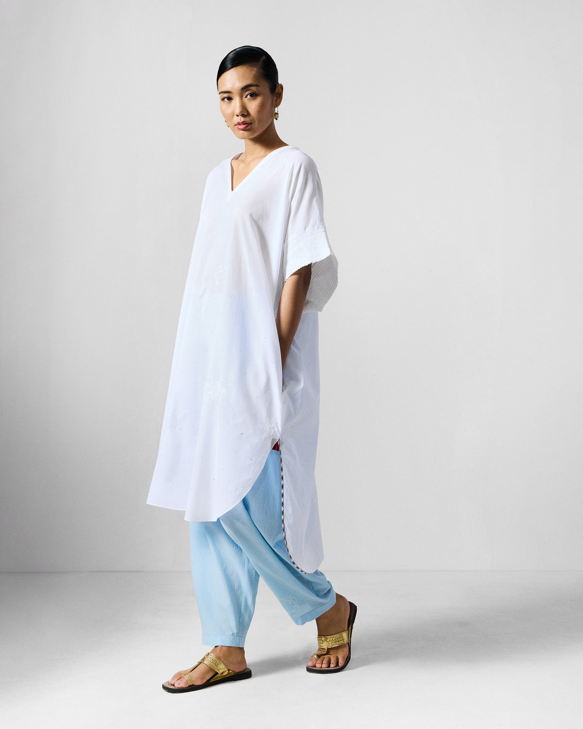 Calicut Kurta - White Embroidered