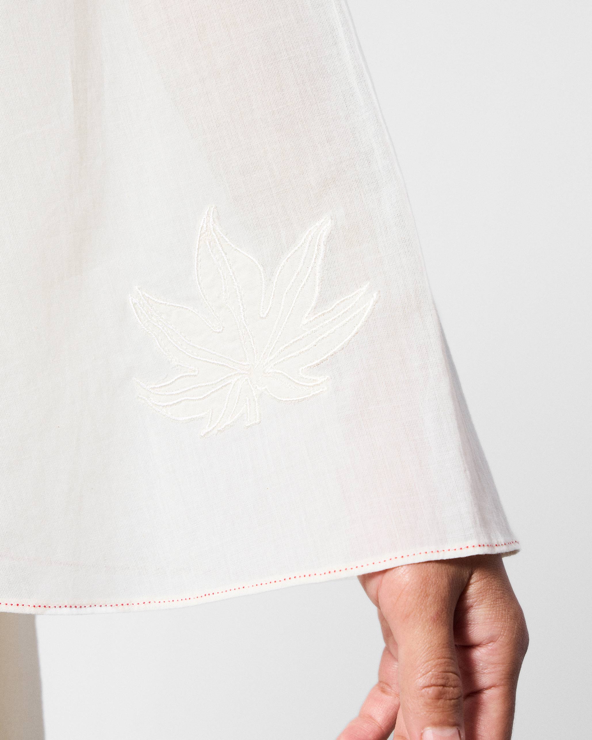 Mirai Kurta - White Embroidered