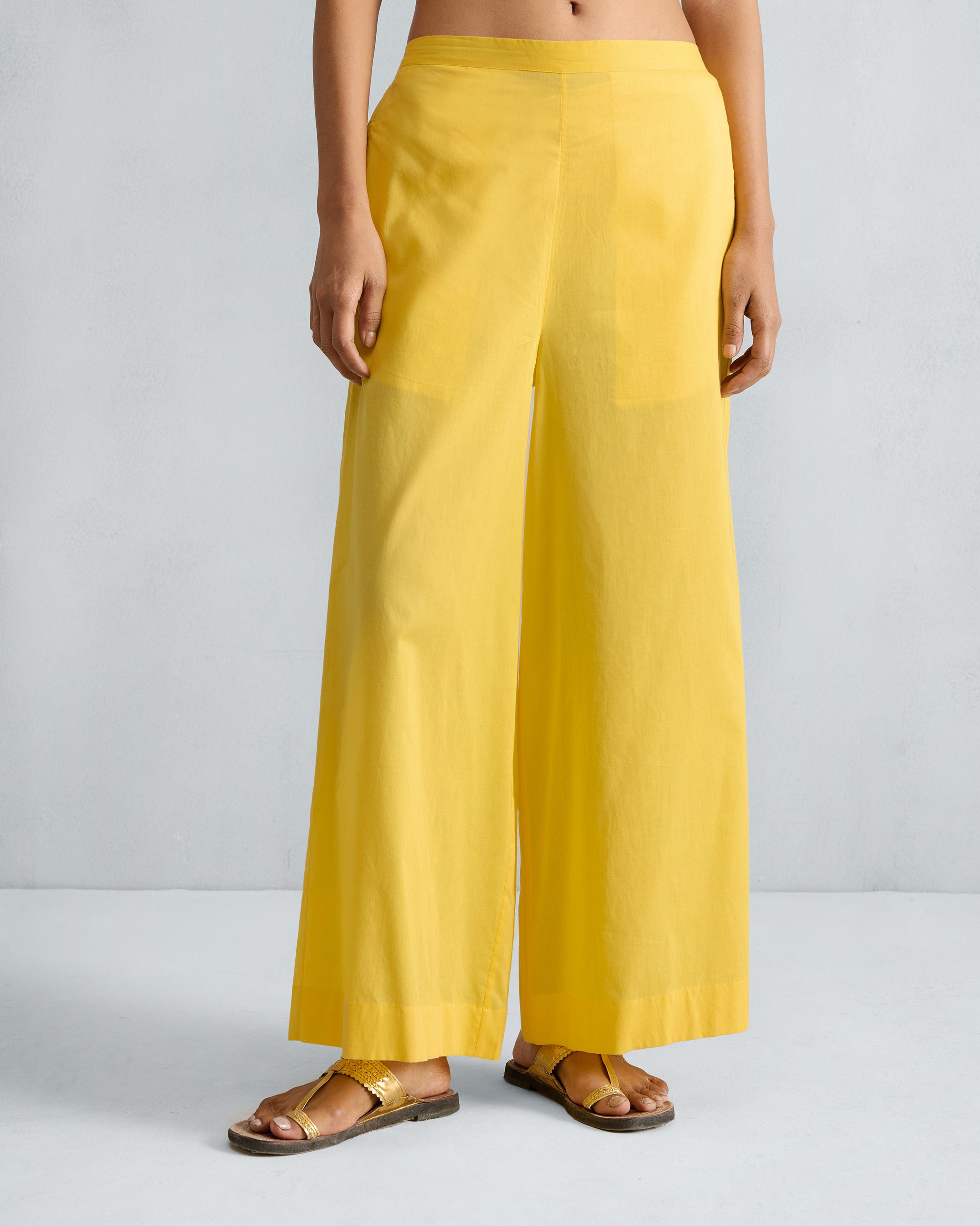 Basic Pyjamas - Yellow