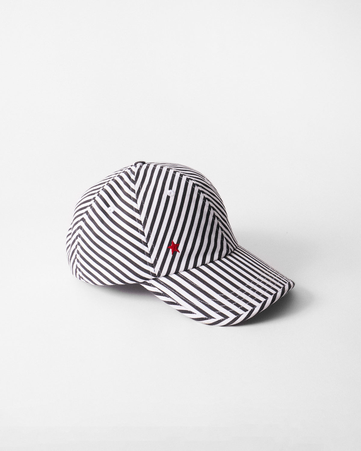 Traveller's Cap - Charcoal & Ivory
