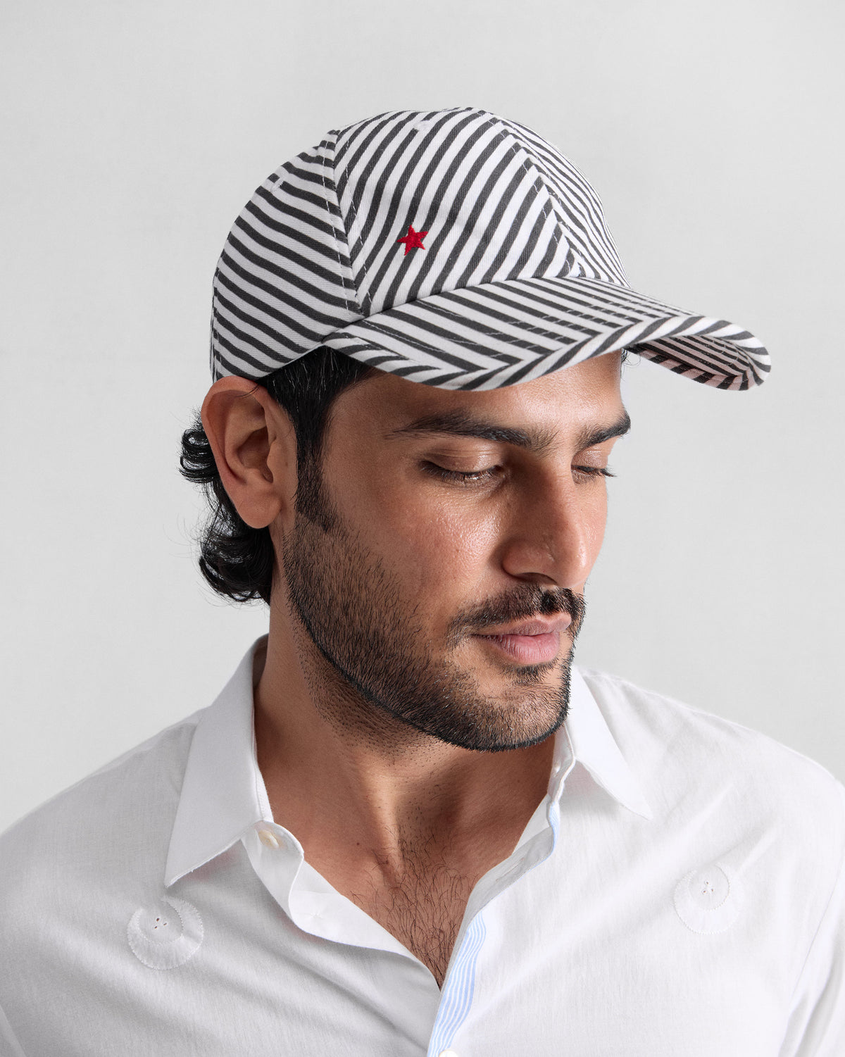 Traveller's Cap - Charcoal & Ivory