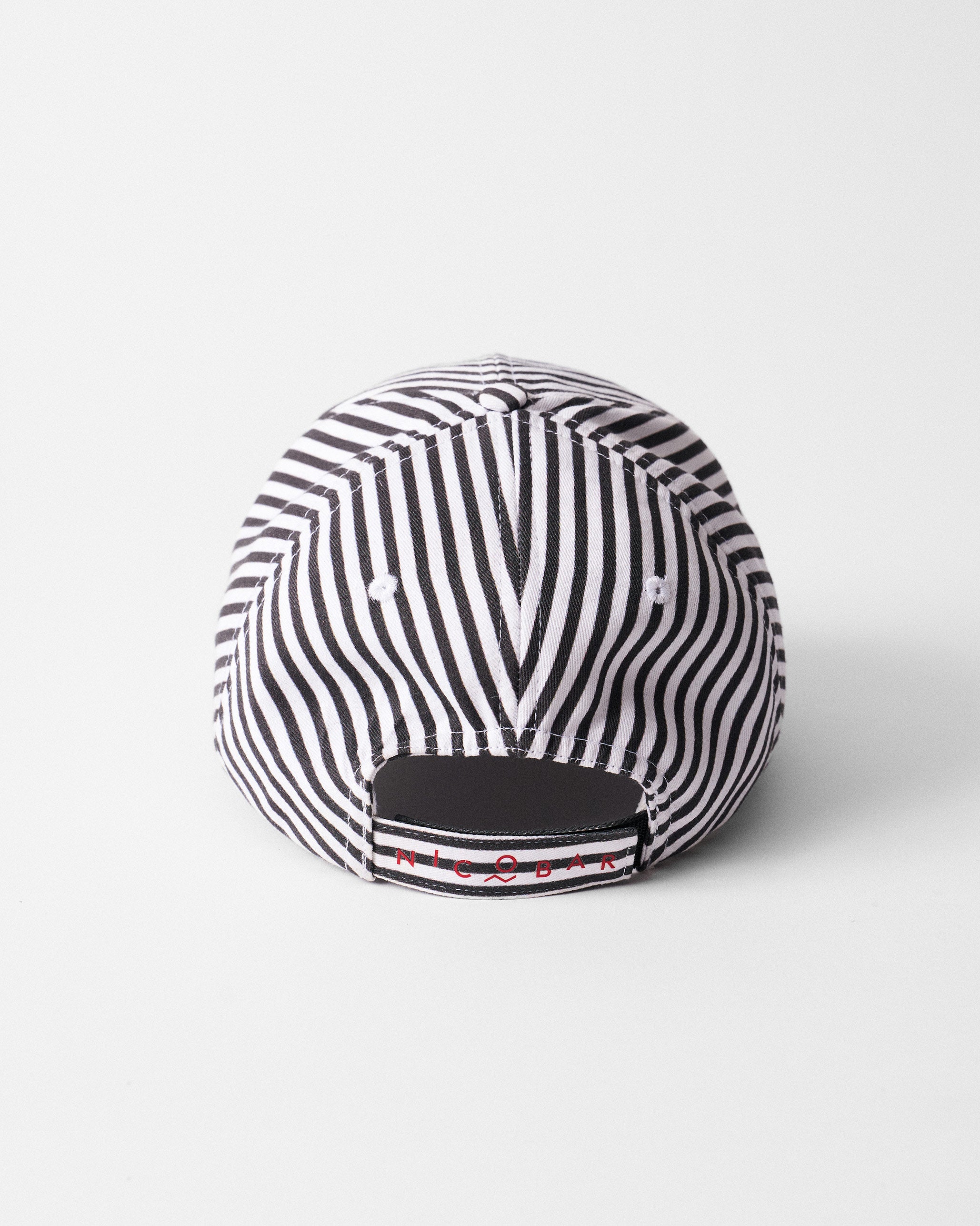 Traveller's Cap - Charcoal & Ivory
