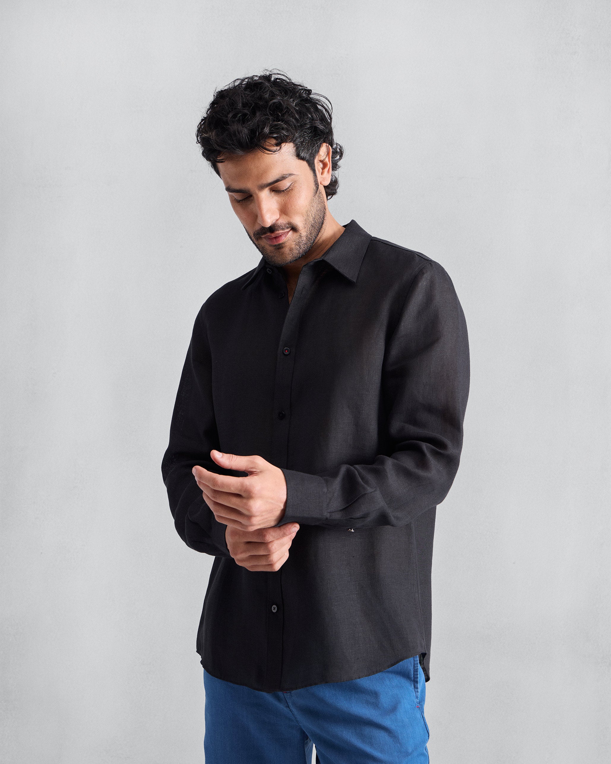 Classic Shirt - Black
