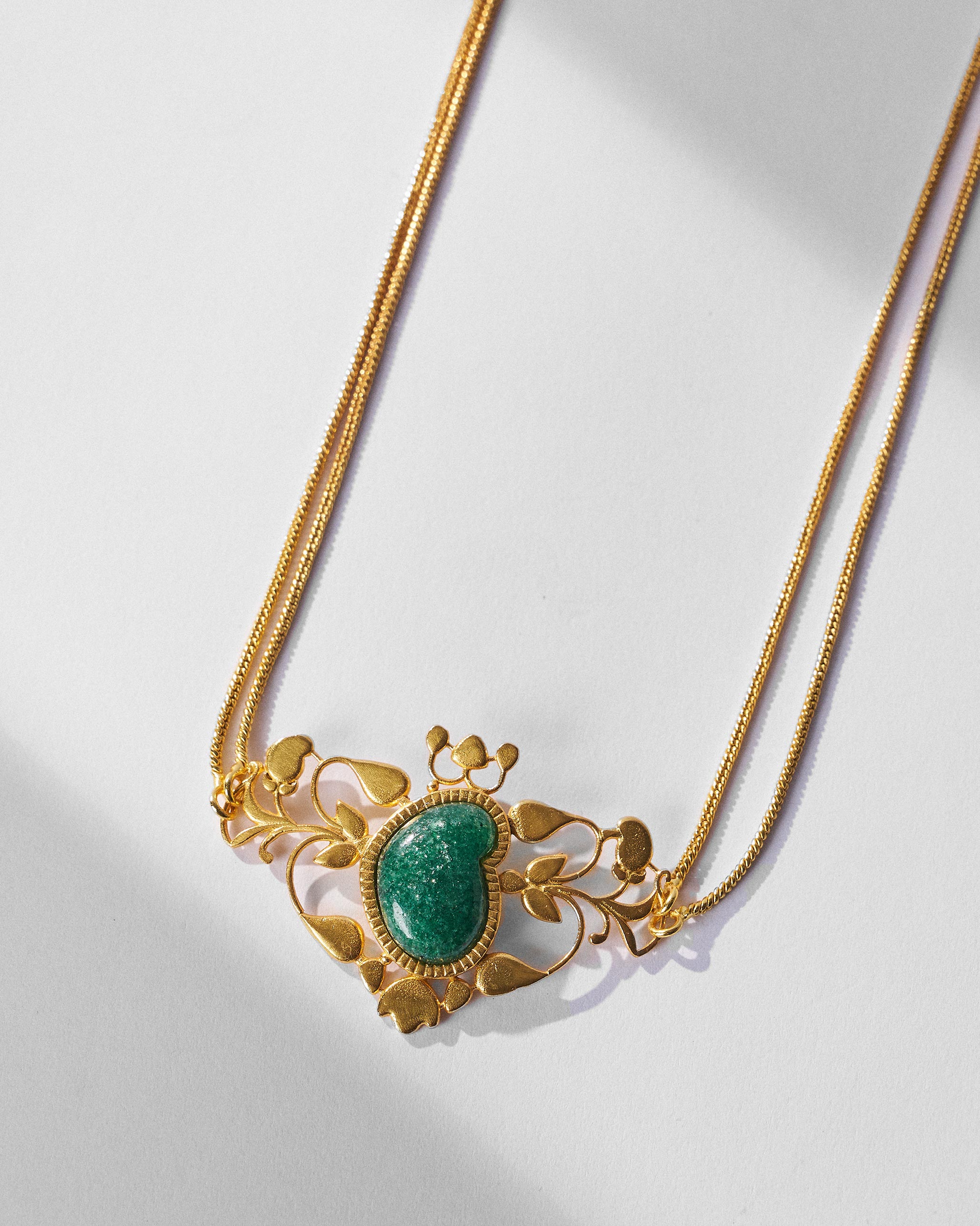Ambi Choker - Gold