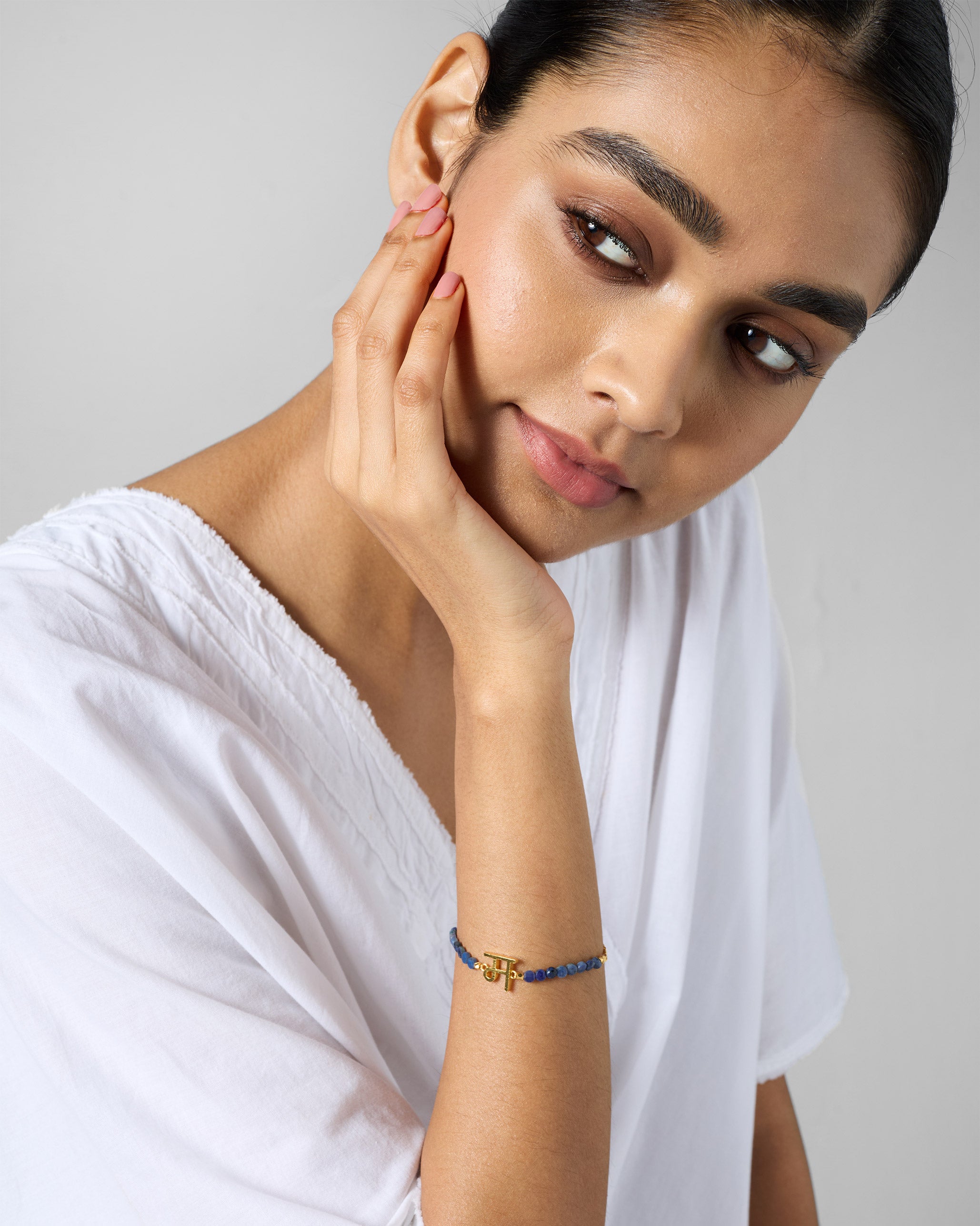 Akshar Bracelet (M) - Gold