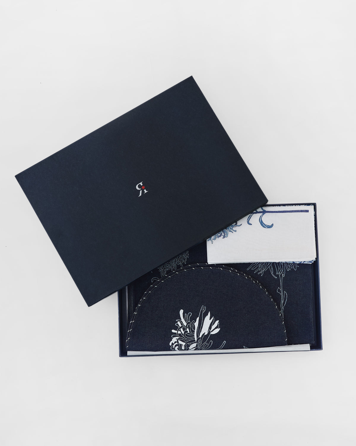 Chandramallika Table Gift Set
