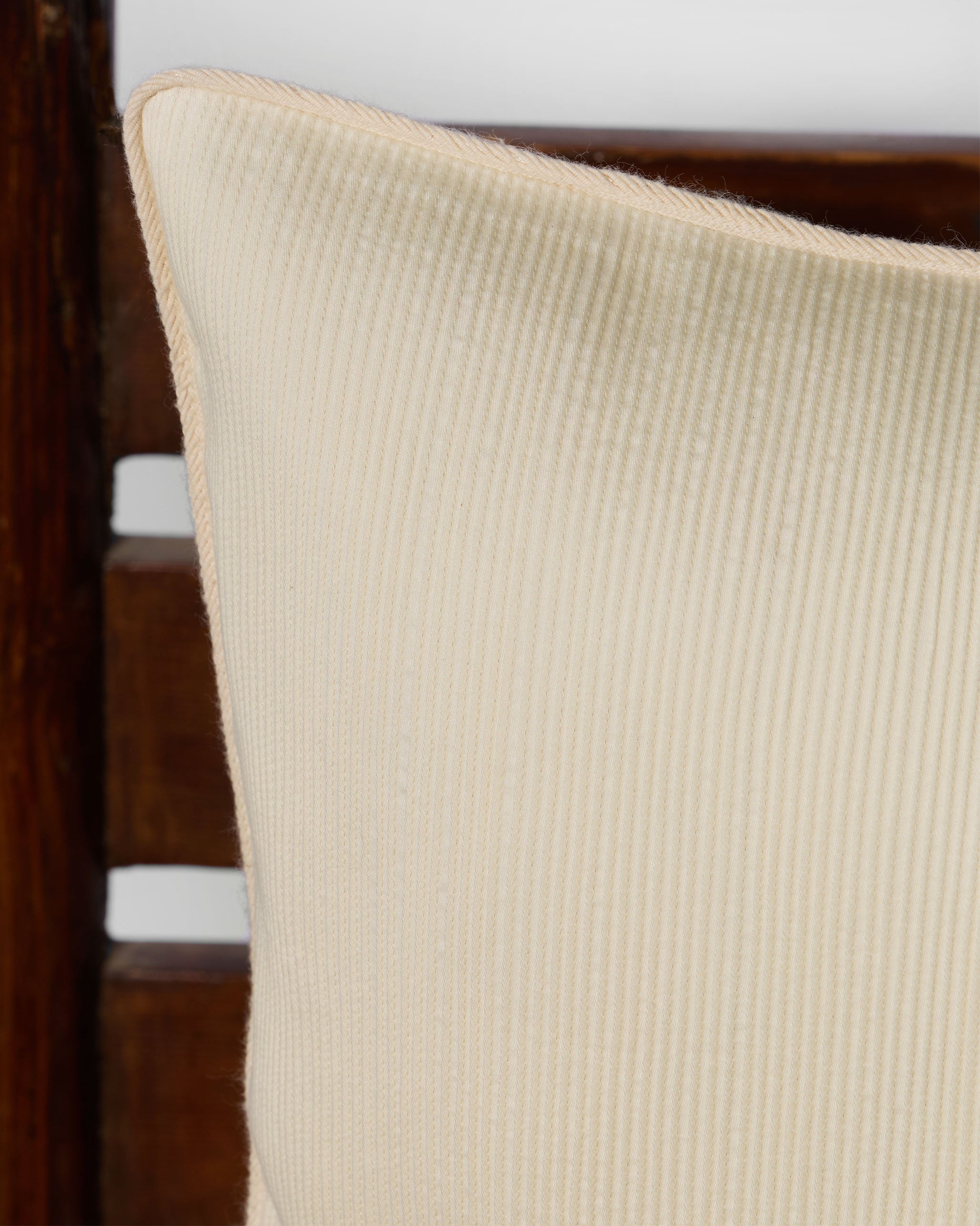 Nilgiri Champaca Pintuck Cushion