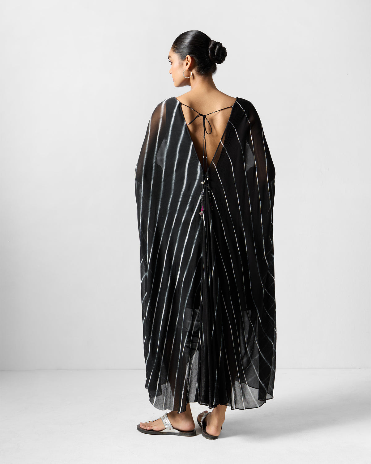 Isla Kaftan - Leheriya Bemberg Chiffon Relaxed Fit