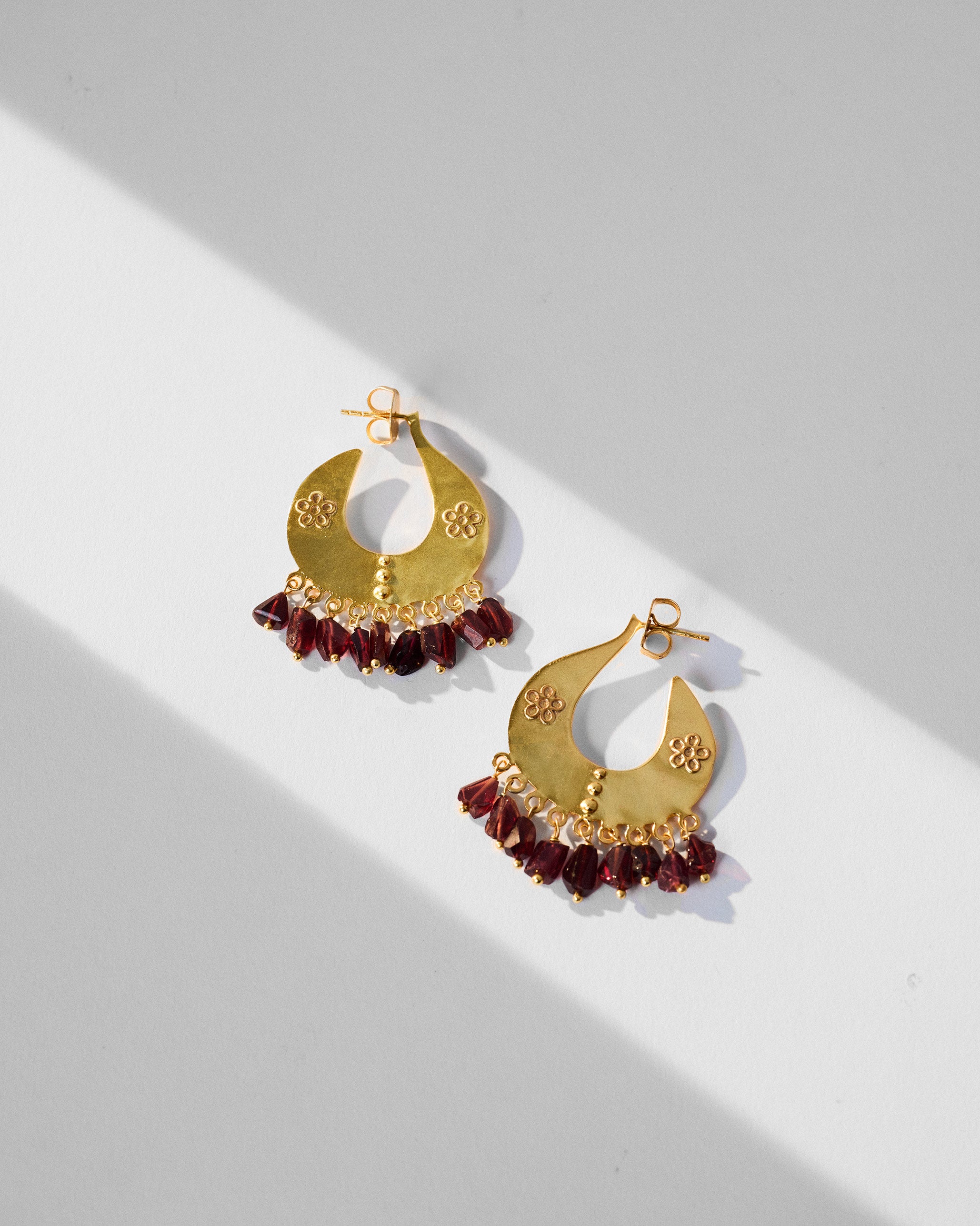 Anaar Earrings - Gold