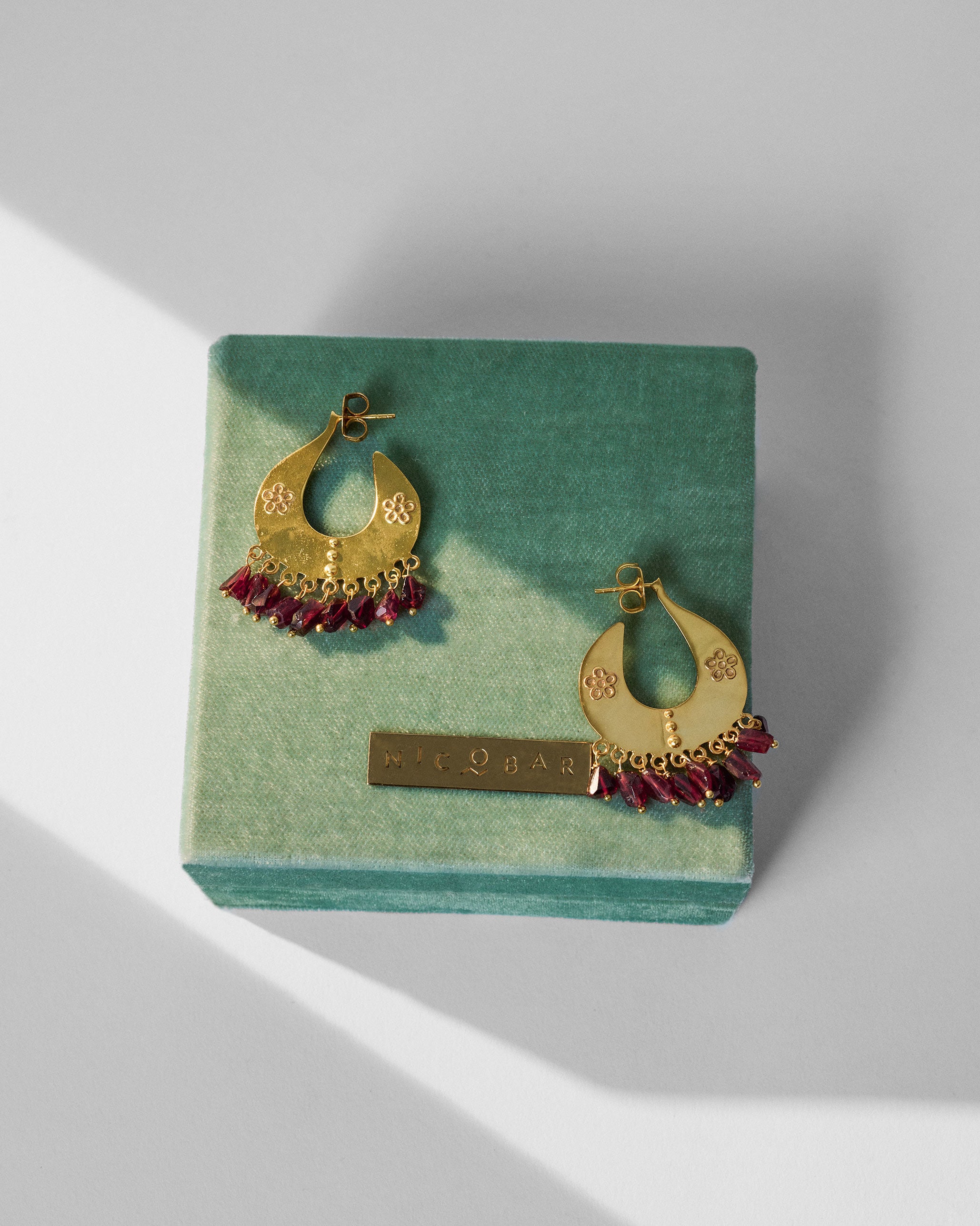 Anaar Earrings - Gold