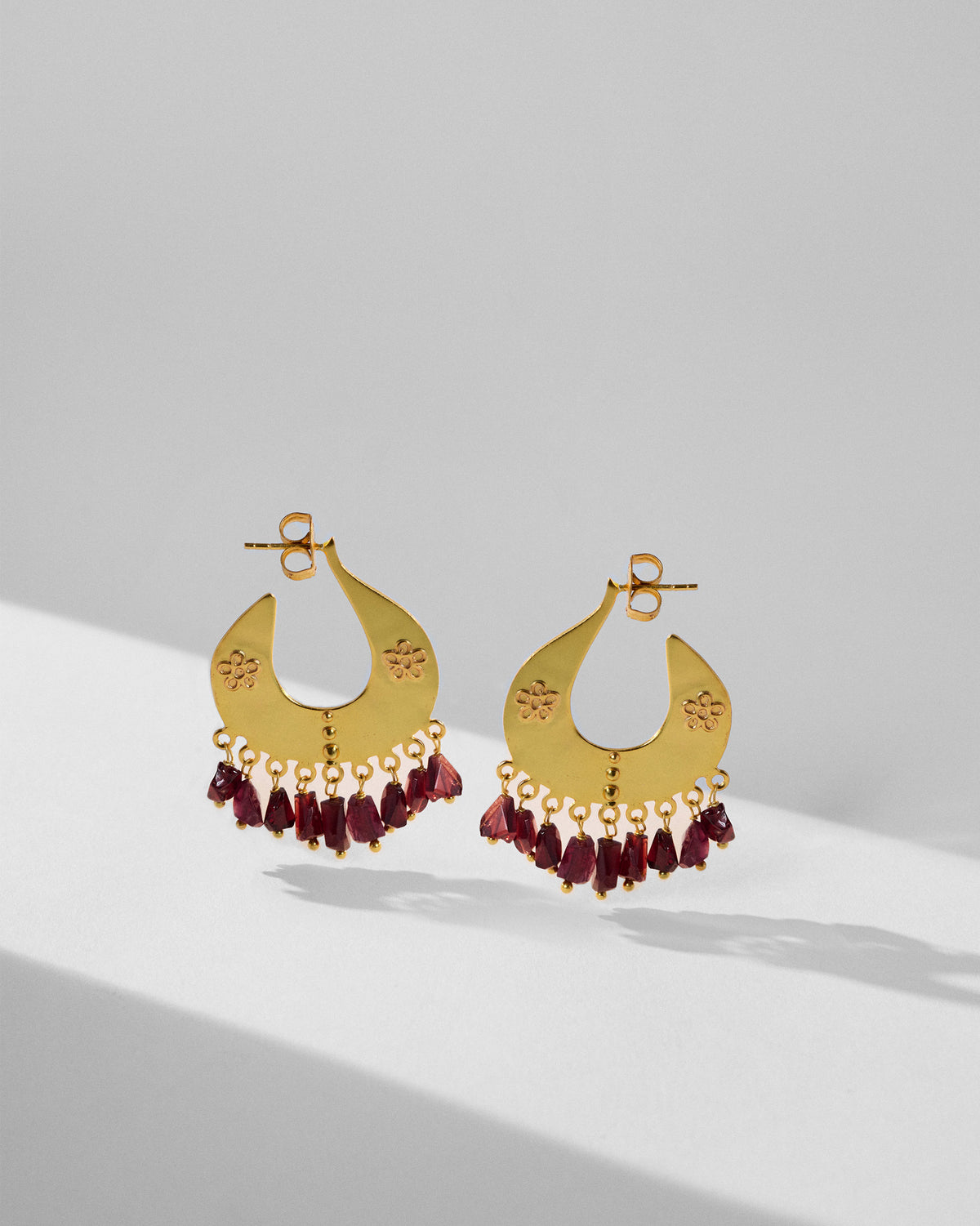 Anaar Earrings - Gold