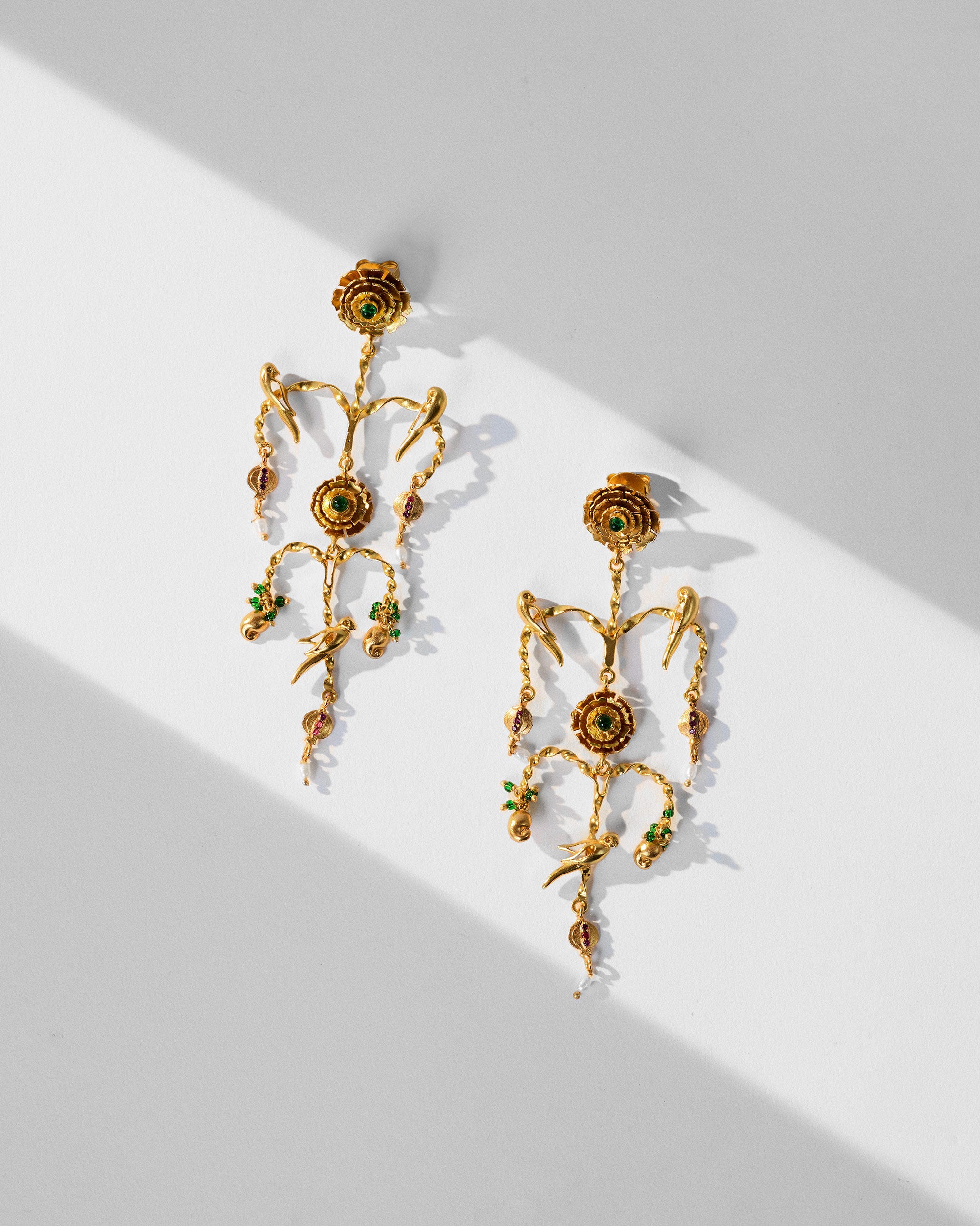 Jhoomer Earrings - Gold