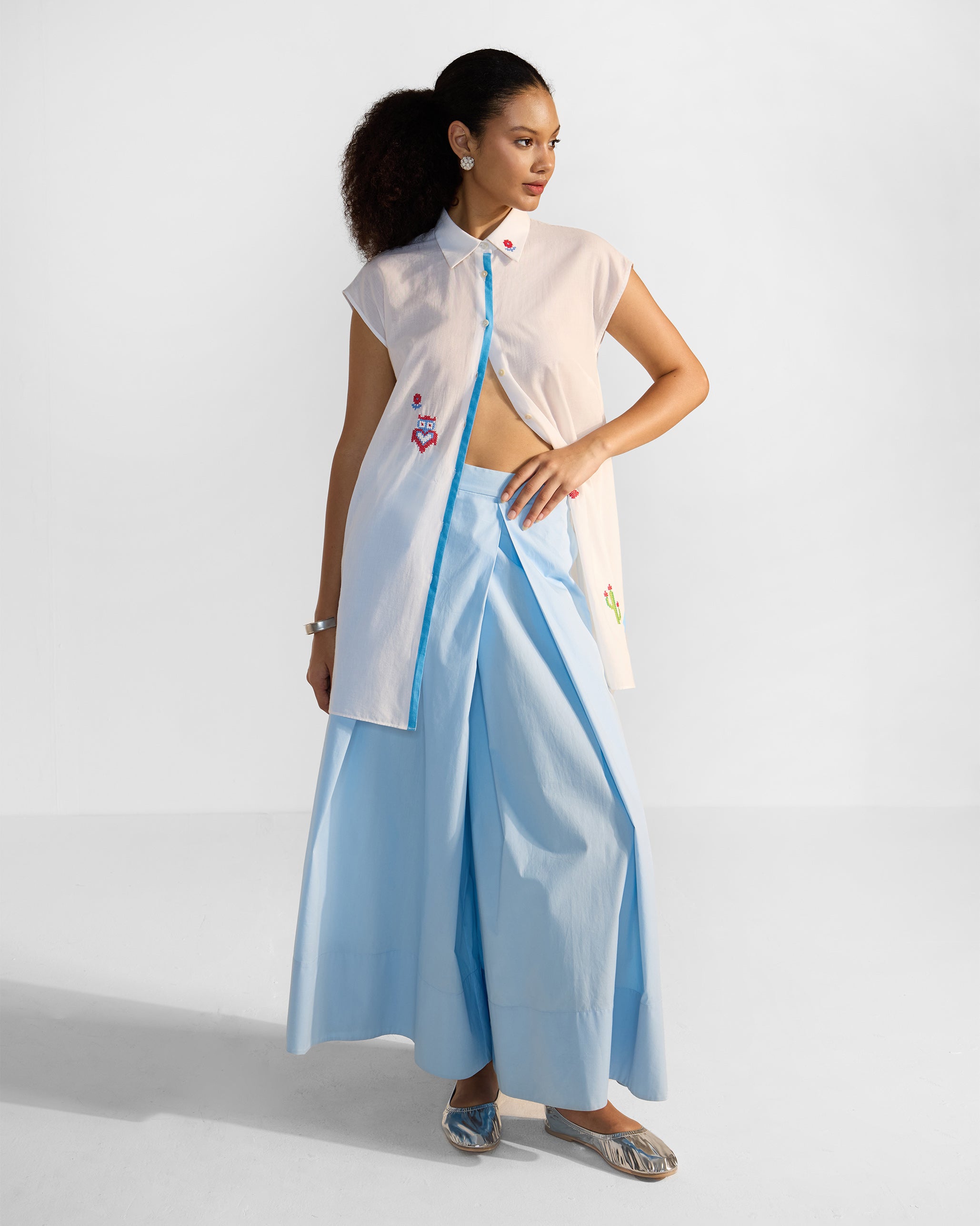 Eira Top - Blue & White