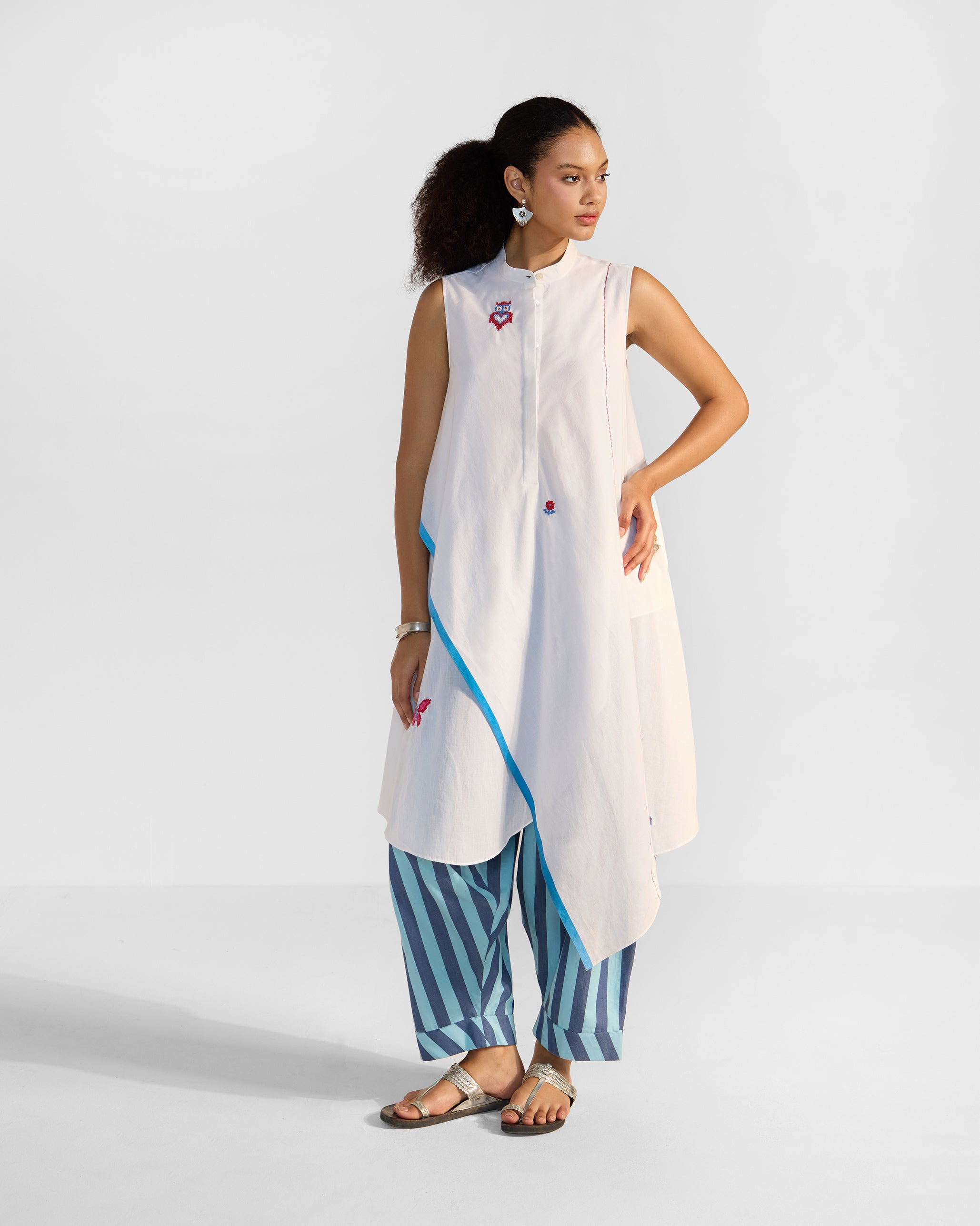 Riha Kurta - White