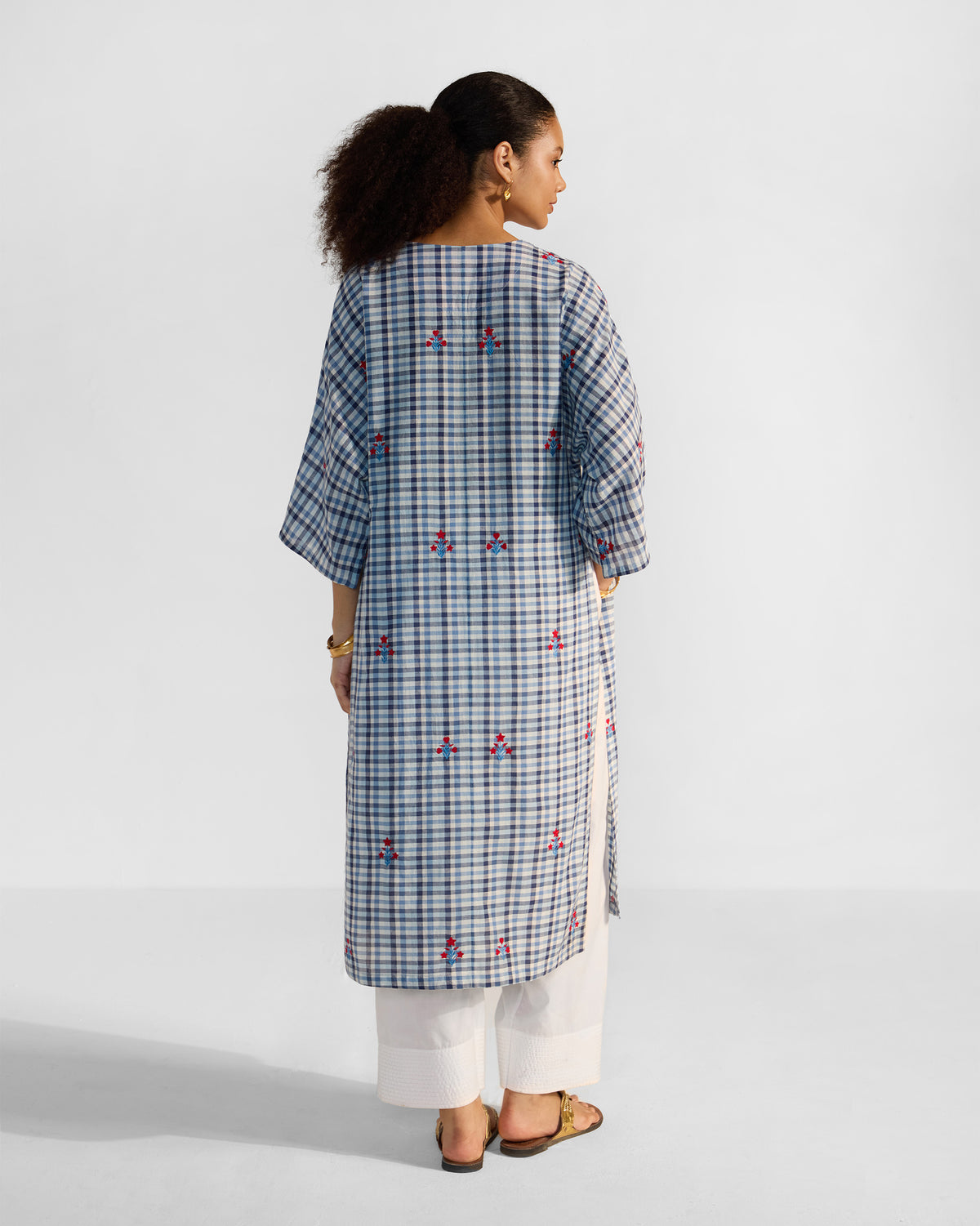 Aava Kurta - Blue & White Checks Embroidered