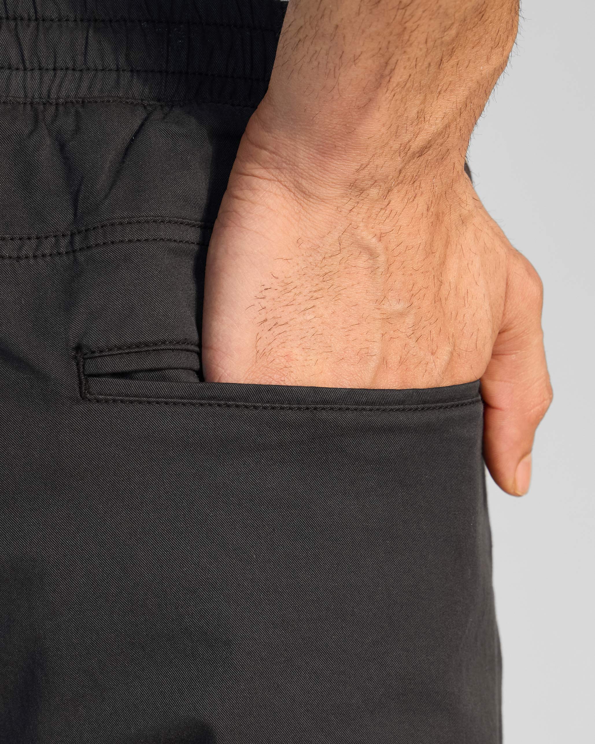 Pravah Trousers - Black